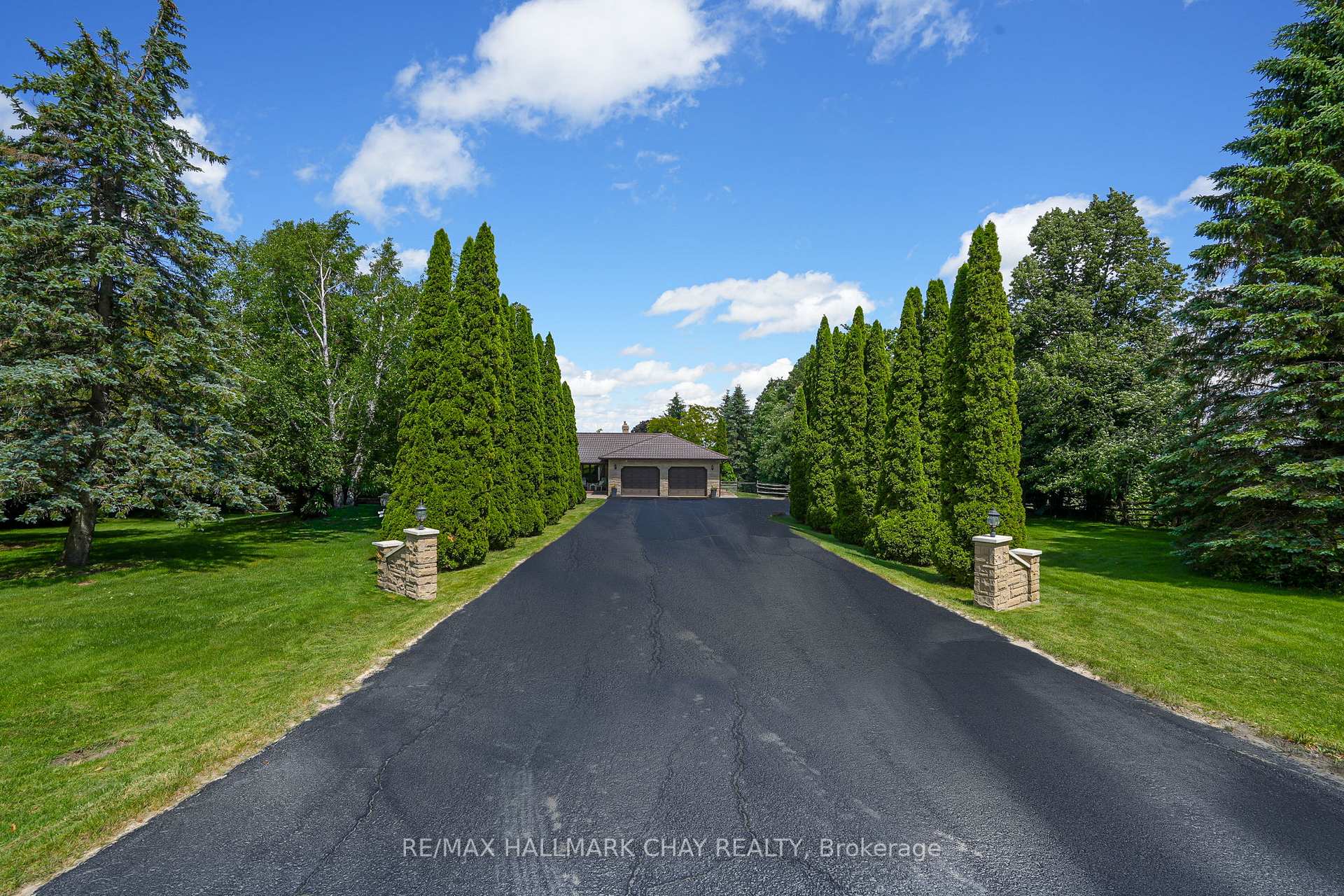 Photo 4 of 877065 Fifth Line, Mulmur, Rural Mulmur — HOMEH