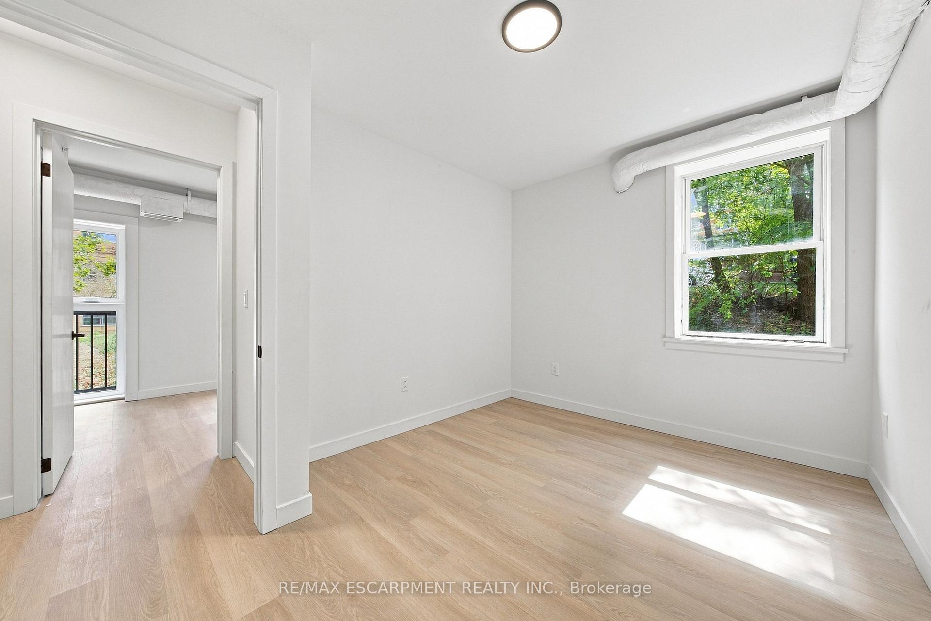 Photo 7 of Unit 310, 325 James Street S, Hamilton, Corktown — HOMEH