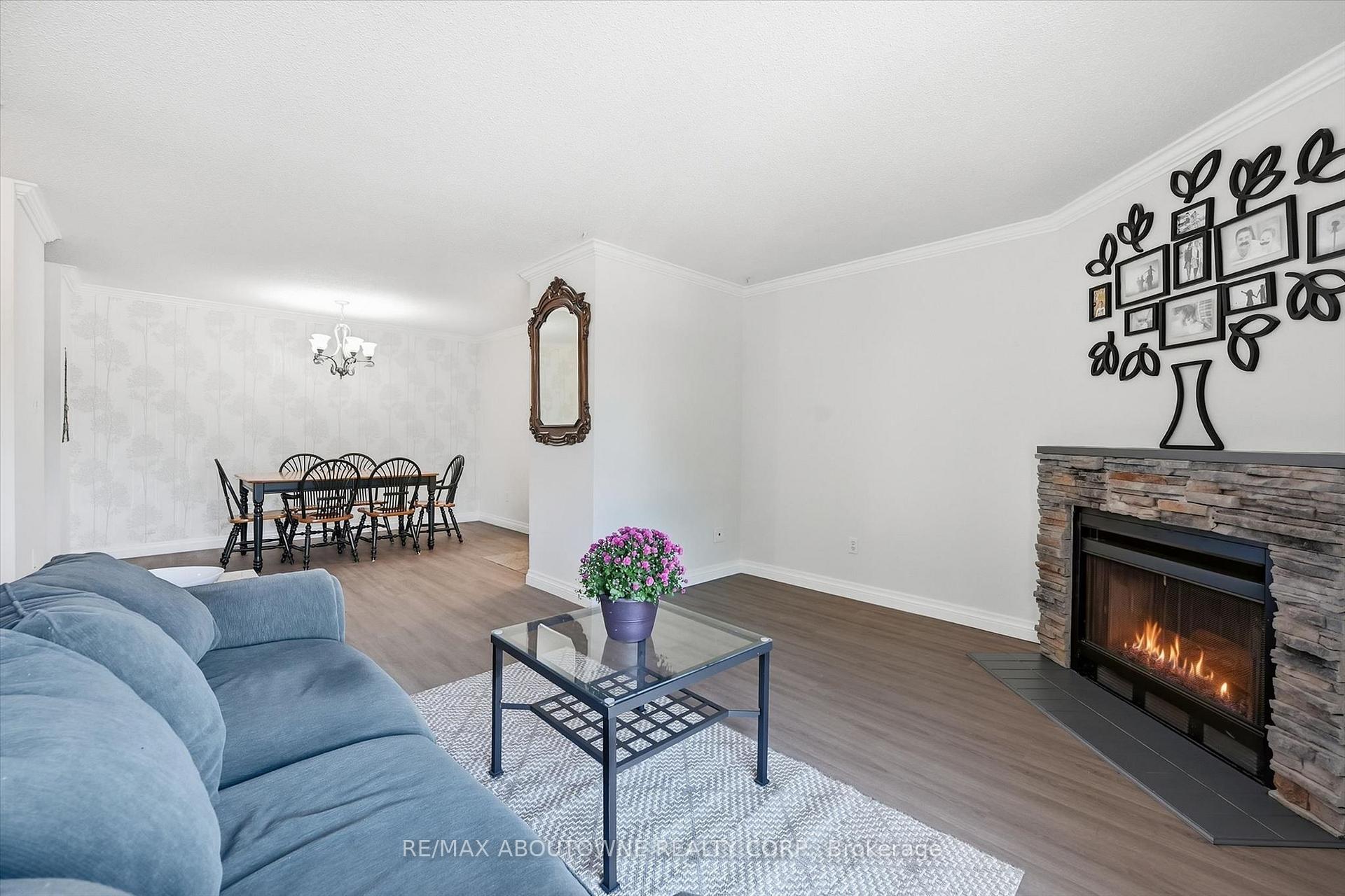 Photo 9 of Unit 1121, 1450 Glen Abbey Gate, Oakville, Glen Abbey — HOMEH