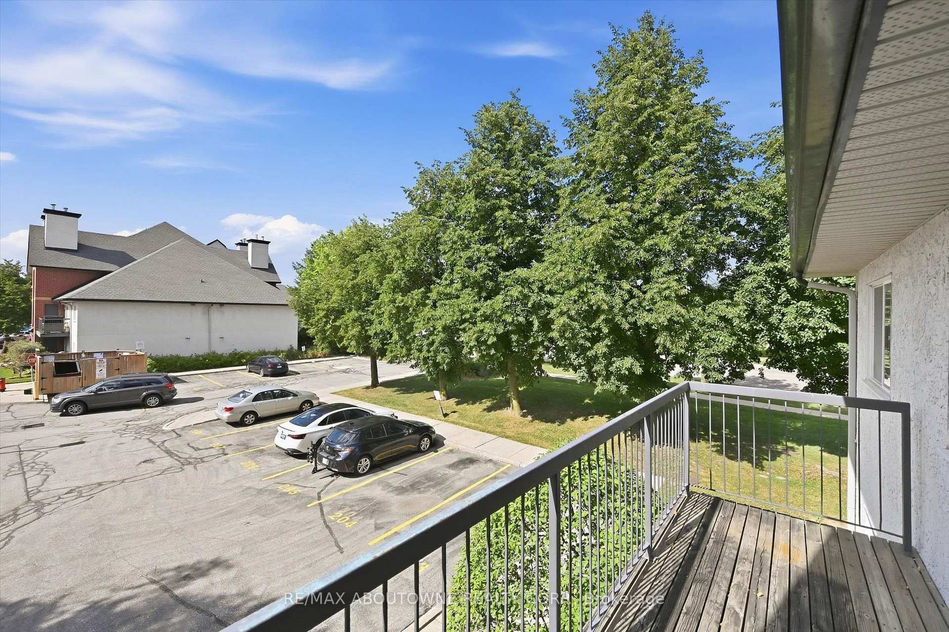 Photo 11 of Unit 1121, 1450 Glen Abbey Gate, Oakville, Glen Abbey — HOMEH