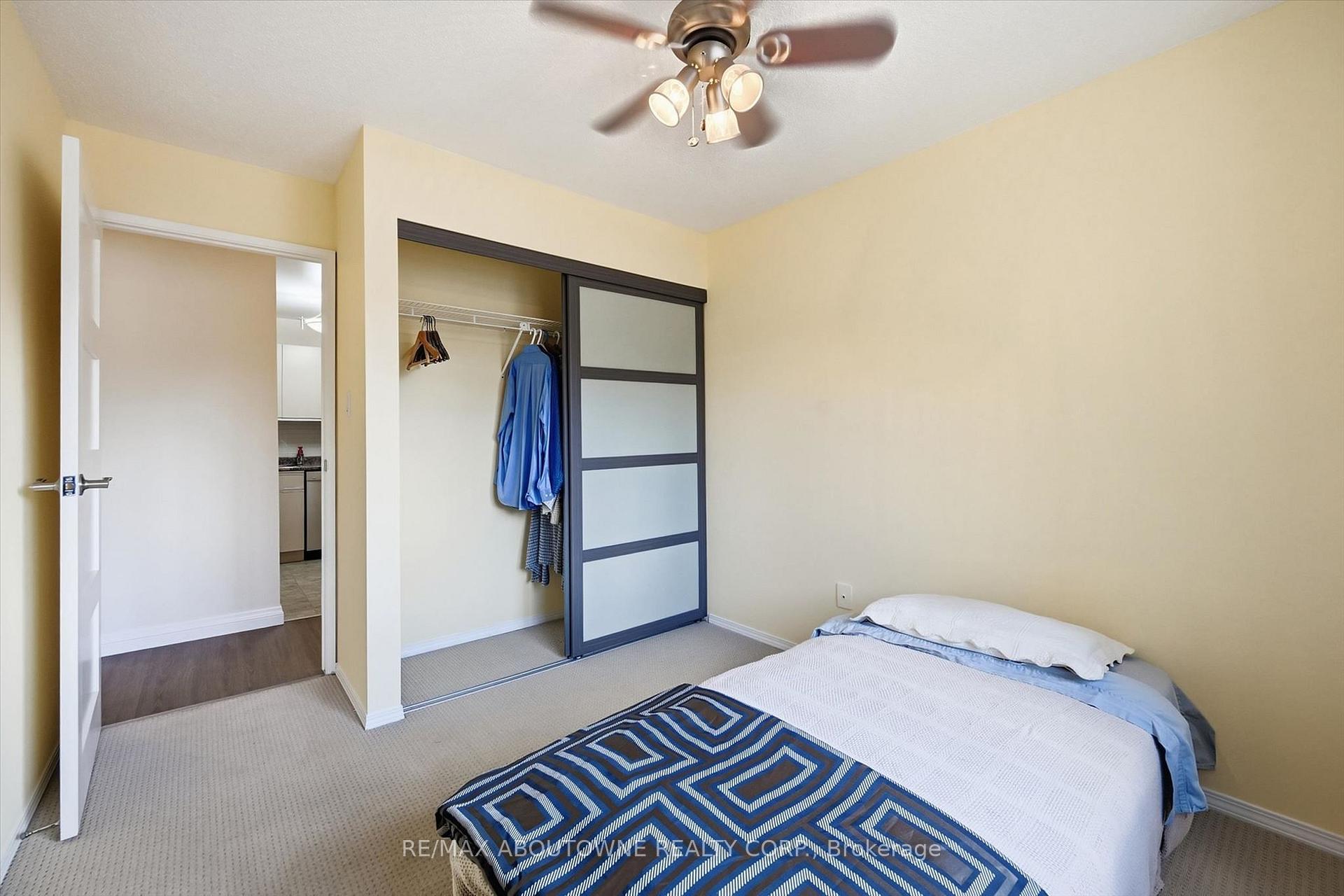 Photo 21 of Unit 1121, 1450 Glen Abbey Gate, Oakville, Glen Abbey — HOMEH