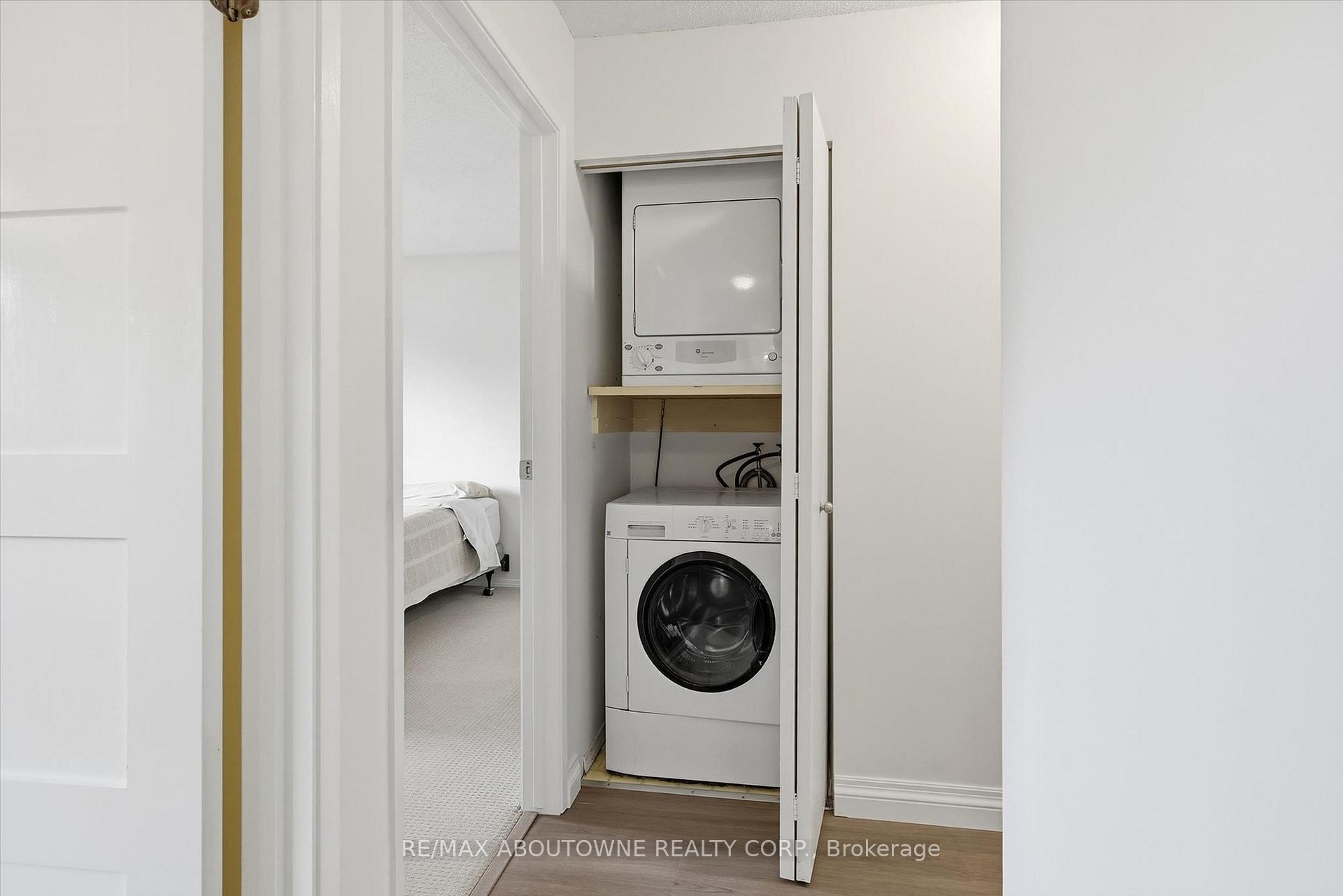 Photo 26 of Unit 1121, 1450 Glen Abbey Gate, Oakville, Glen Abbey — HOMEH