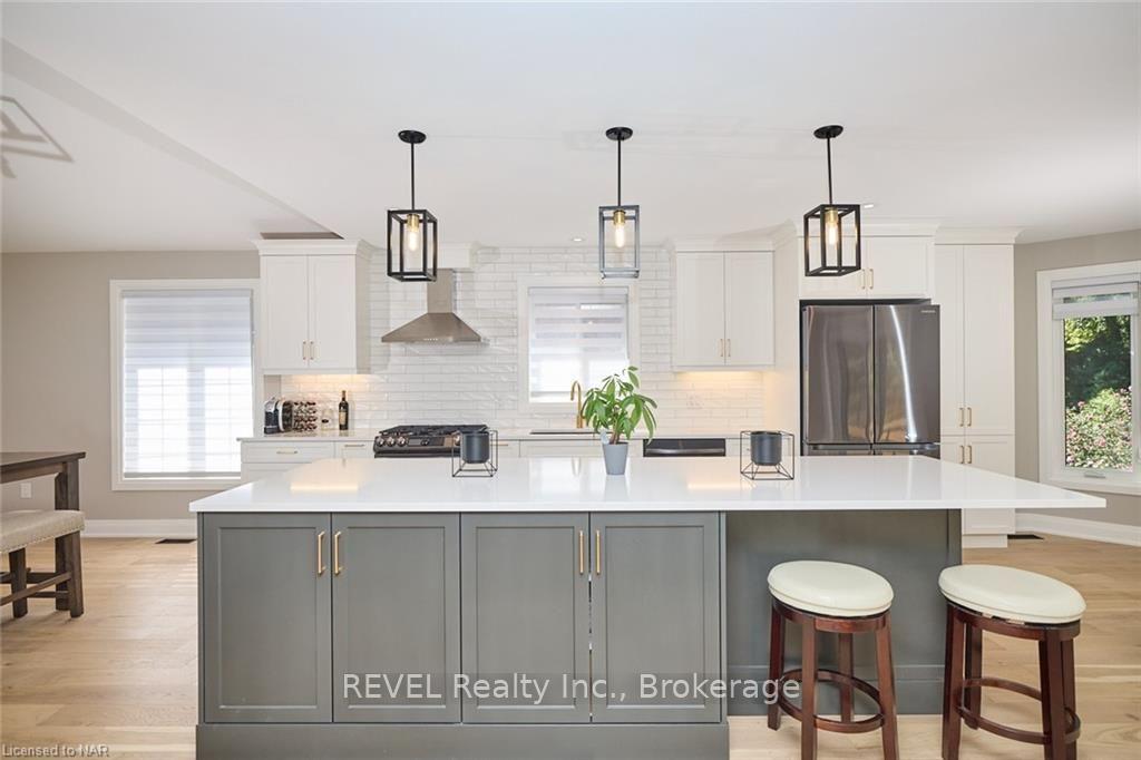 Photo 12 of 26 Oakridge Boulevard, Pelham, Fonthill — HOMEH