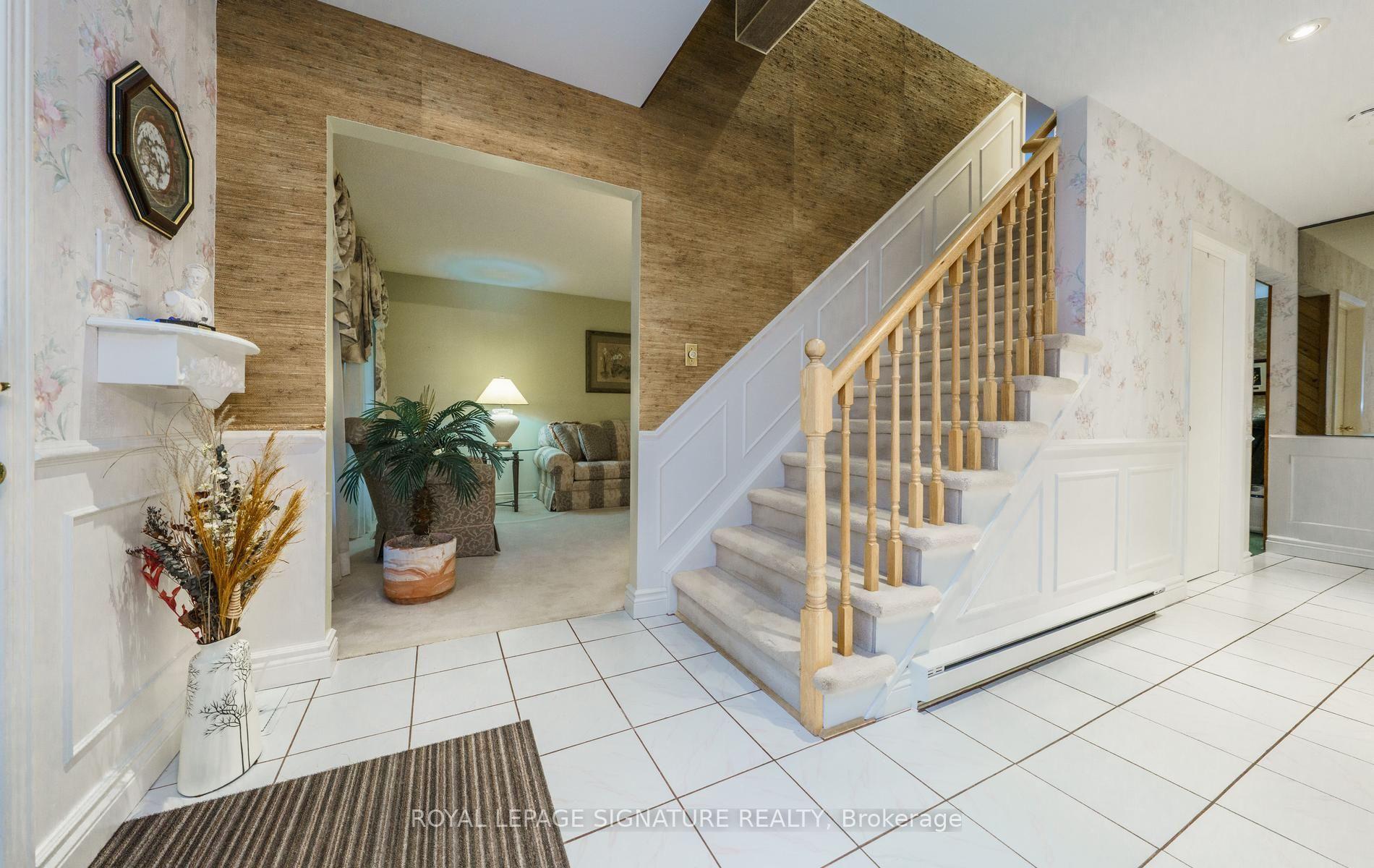 Photo 4 of 39 Beverly Glen Boulevard, Scarborough, L'Amoreaux — HOMEH