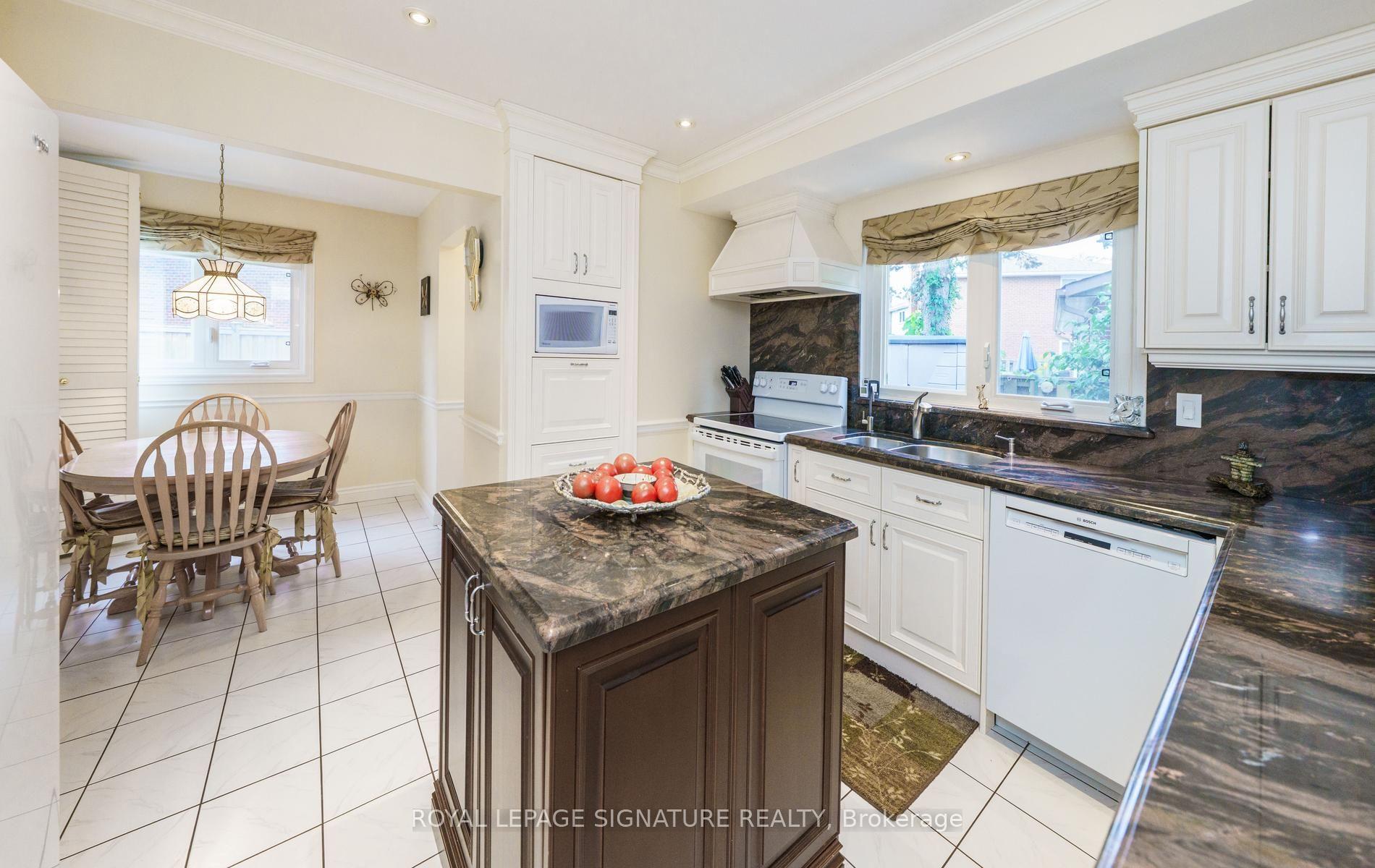 Photo 15 of 39 Beverly Glen Boulevard, Scarborough, L'Amoreaux — HOMEH