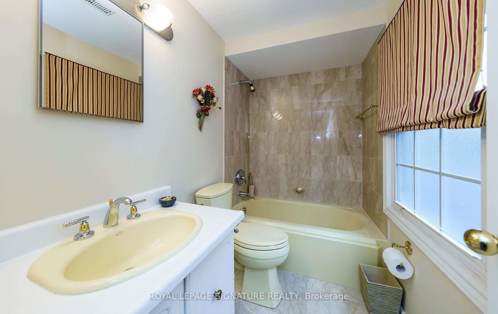 Photo 26 of 39 Beverly Glen Boulevard, Scarborough, L'Amoreaux — HOMEH