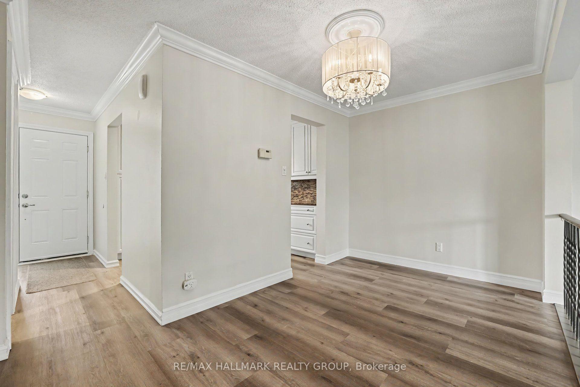 Photo 7 of Unit 29, 108 Barrow Crescent, Ottawa, Kanata - Katimavik — HOMEH