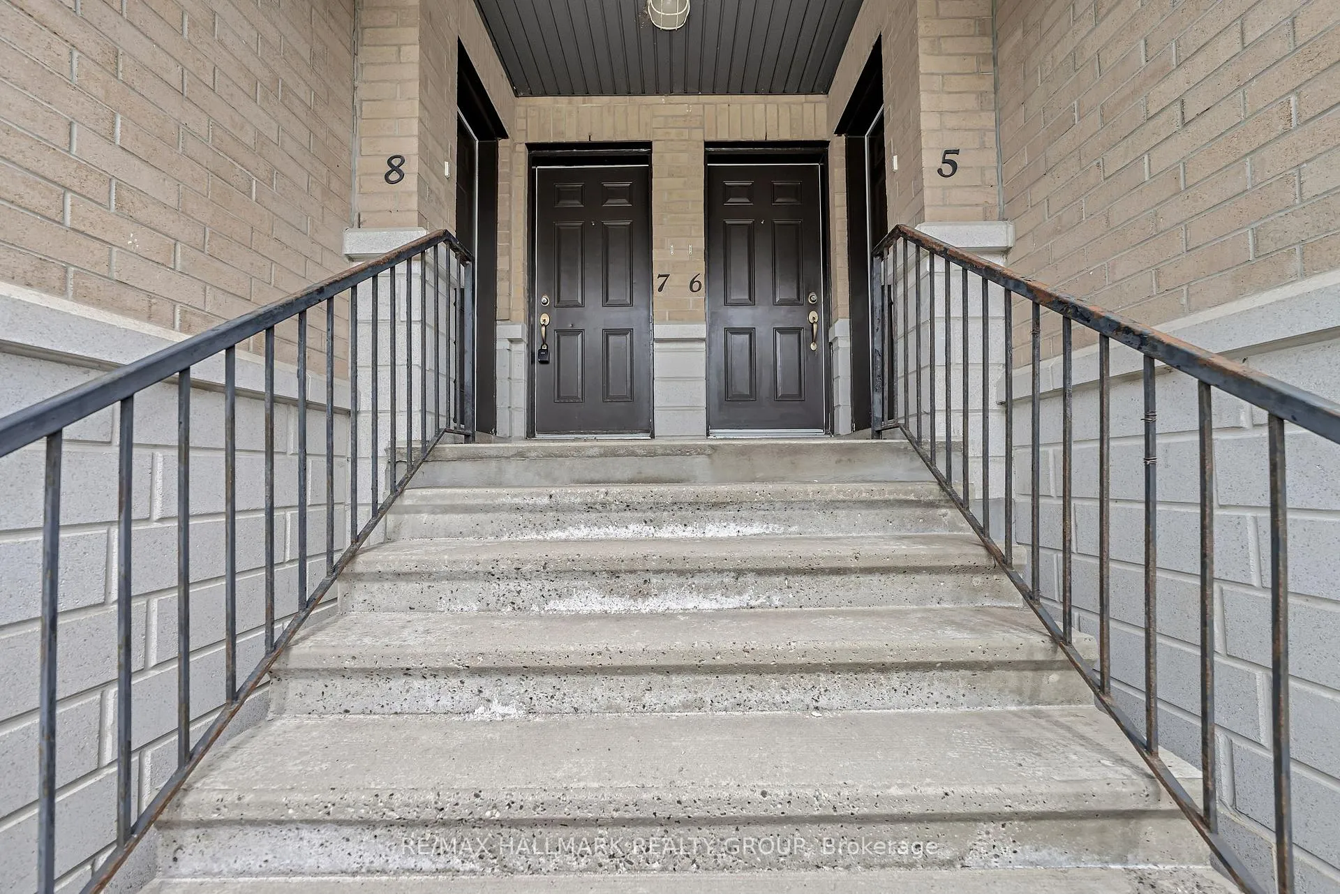 Photo 2 of Unit 6, 1220 Mcwatters Road, Ottawa, Queensway Terrace South/Ridgeview — HOMEH