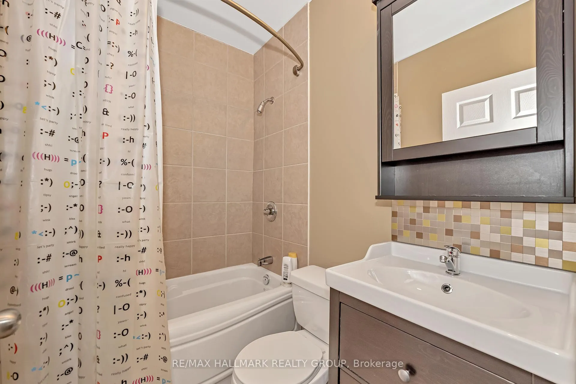 Photo 18 of Unit 6, 1220 Mcwatters Road, Ottawa, Queensway Terrace South/Ridgeview — HOMEH