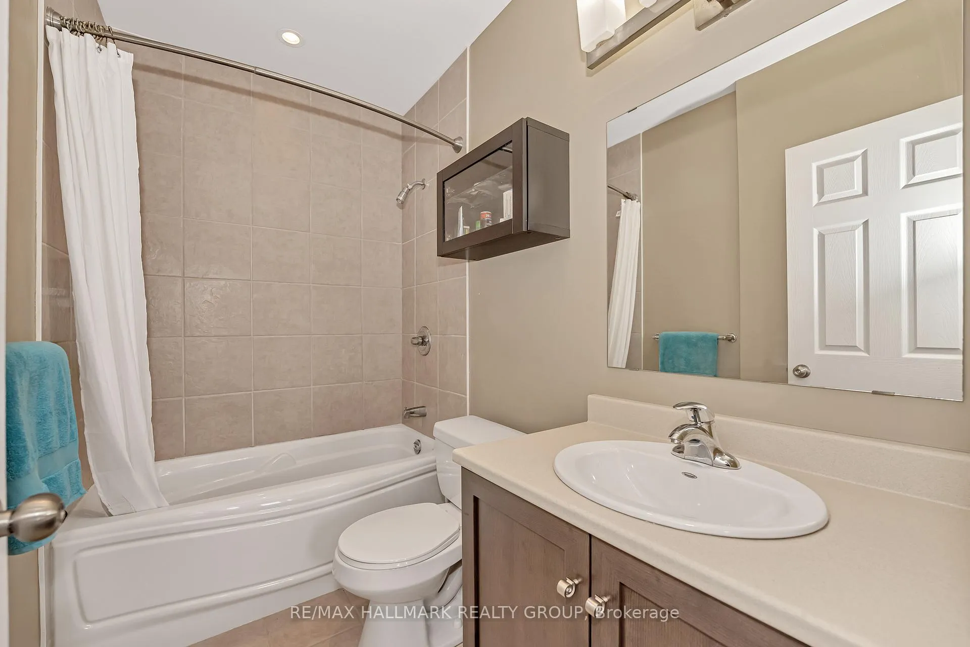 Photo 21 of Unit 6, 1220 Mcwatters Road, Ottawa, Queensway Terrace South/Ridgeview — HOMEH