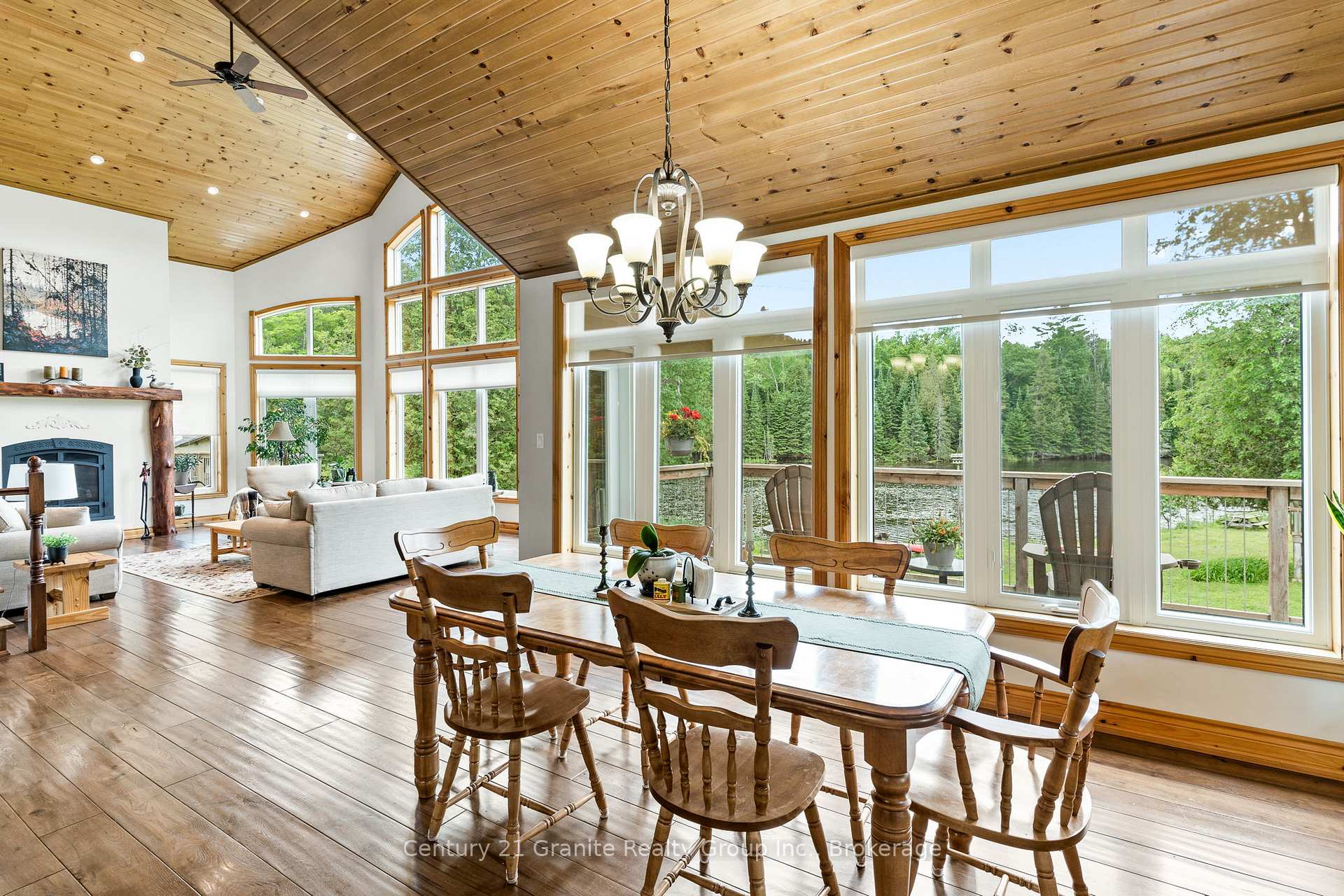 Photo 13 of 1003 Pontiac Drive, Minden Hills, Minden — HOMEH