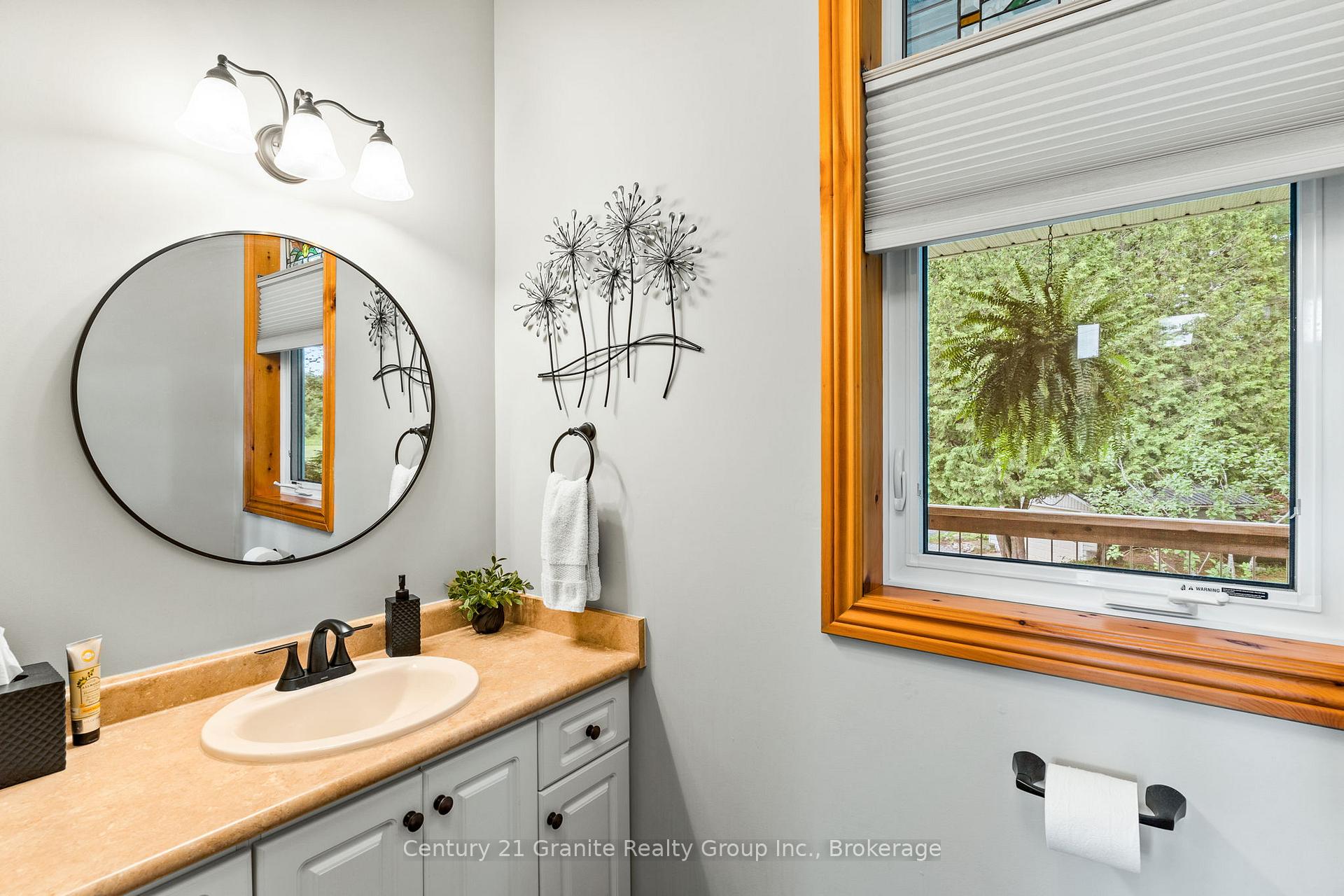 Photo 21 of 1003 Pontiac Drive, Minden Hills, Minden — HOMEH
