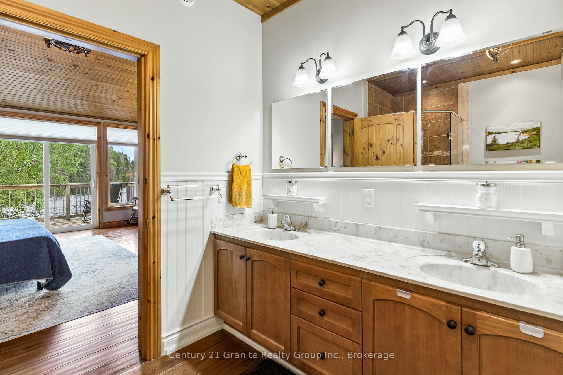 Photo 24 of 1003 Pontiac Drive, Minden Hills, Minden — HOMEH