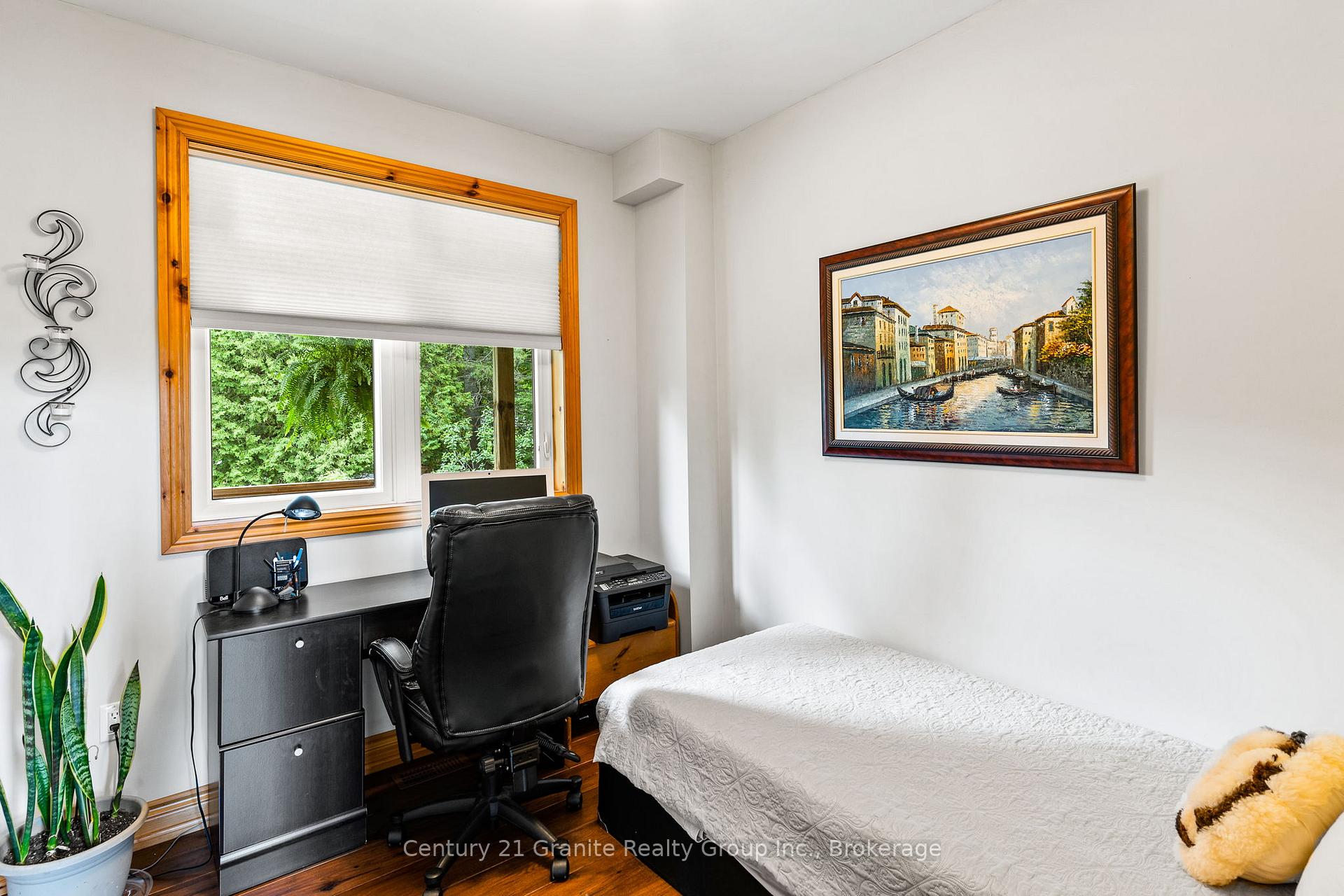 Photo 26 of 1003 Pontiac Drive, Minden Hills, Minden — HOMEH