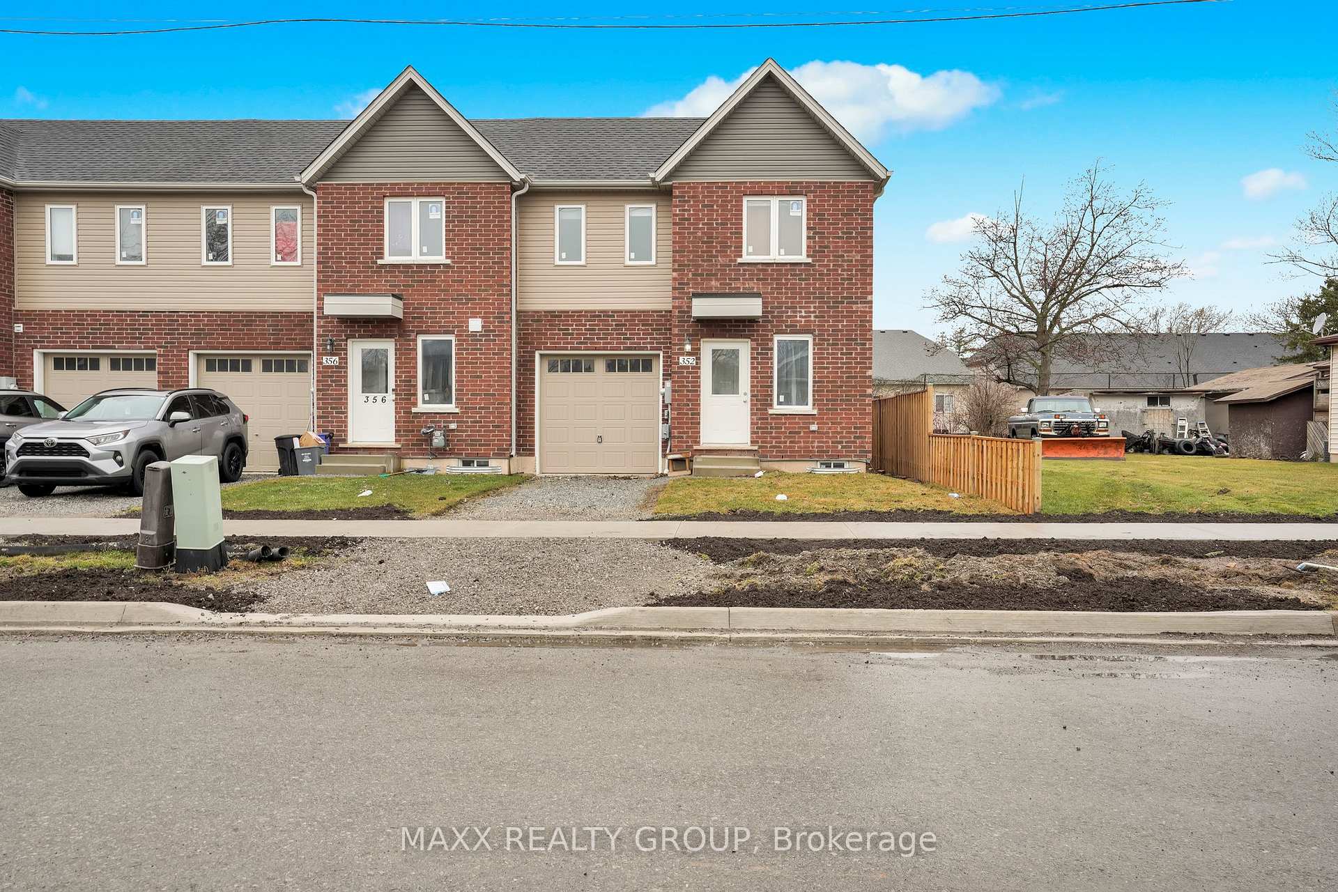 Photo 4 of 352 Alberta Street, Welland, Lincoln/Crowland — HOMEH