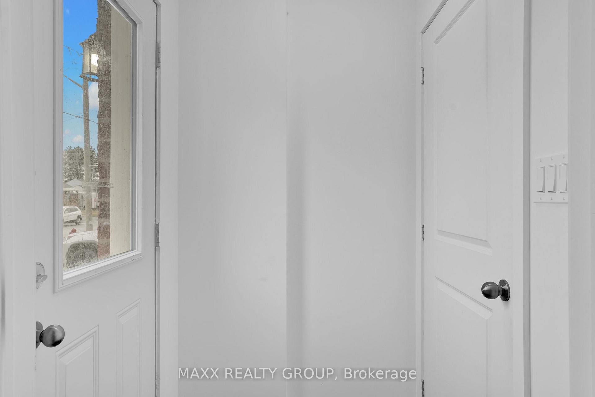 Photo 7 of 352 Alberta Street, Welland, Lincoln/Crowland — HOMEH