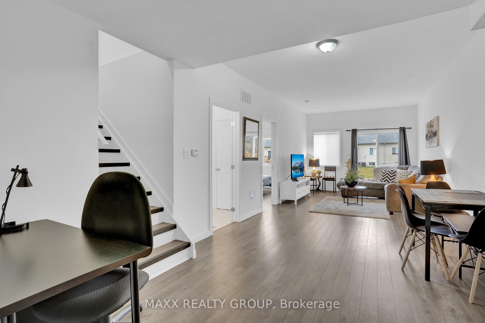 Photo 17 of 352 Alberta Street, Welland, Lincoln/Crowland — HOMEH