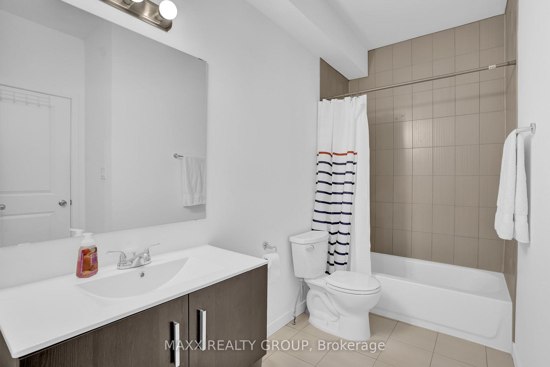 Photo 20 of 352 Alberta Street, Welland, Lincoln/Crowland — HOMEH