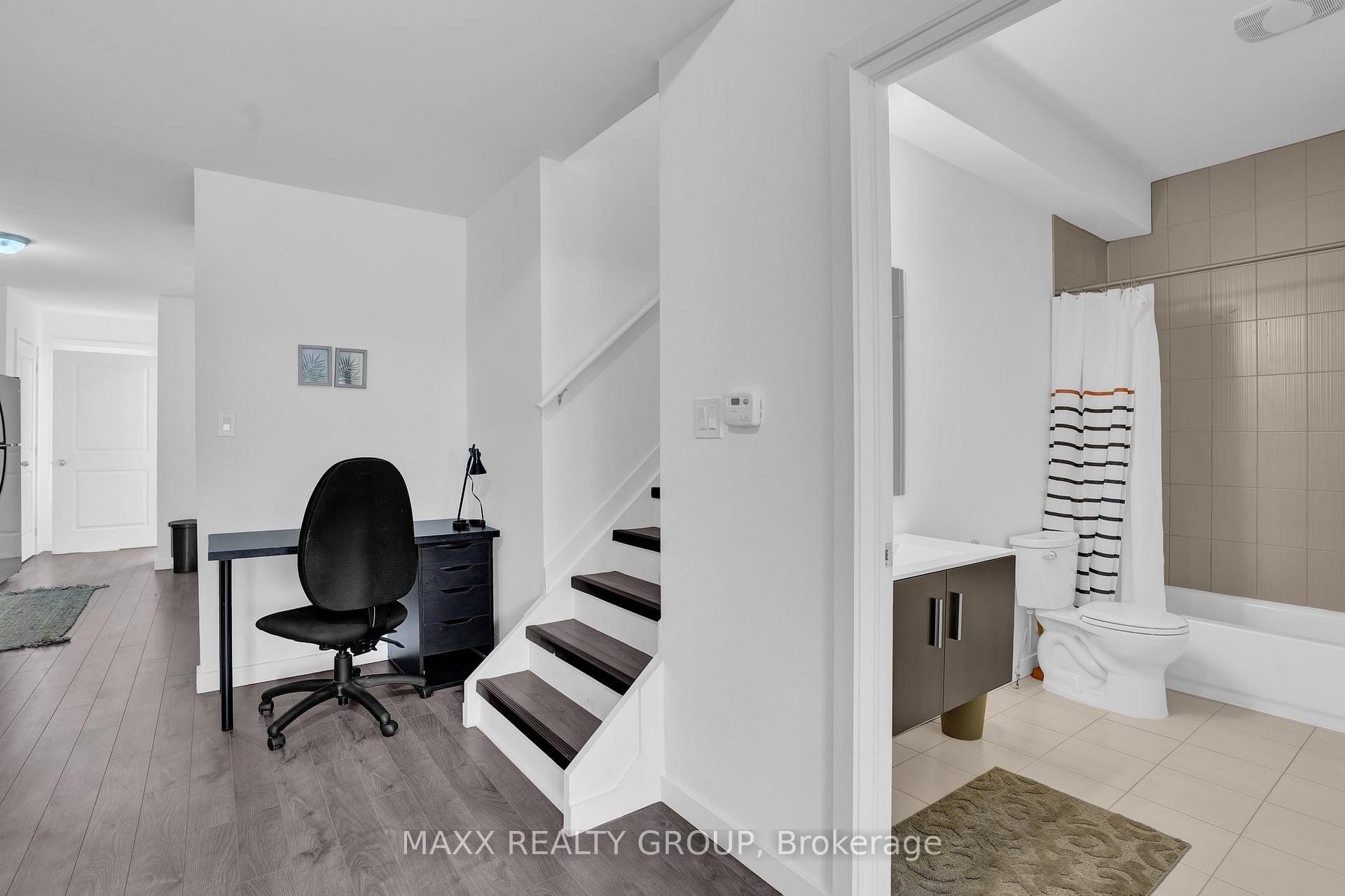 Photo 25 of 352 Alberta Street, Welland, Lincoln/Crowland — HOMEH