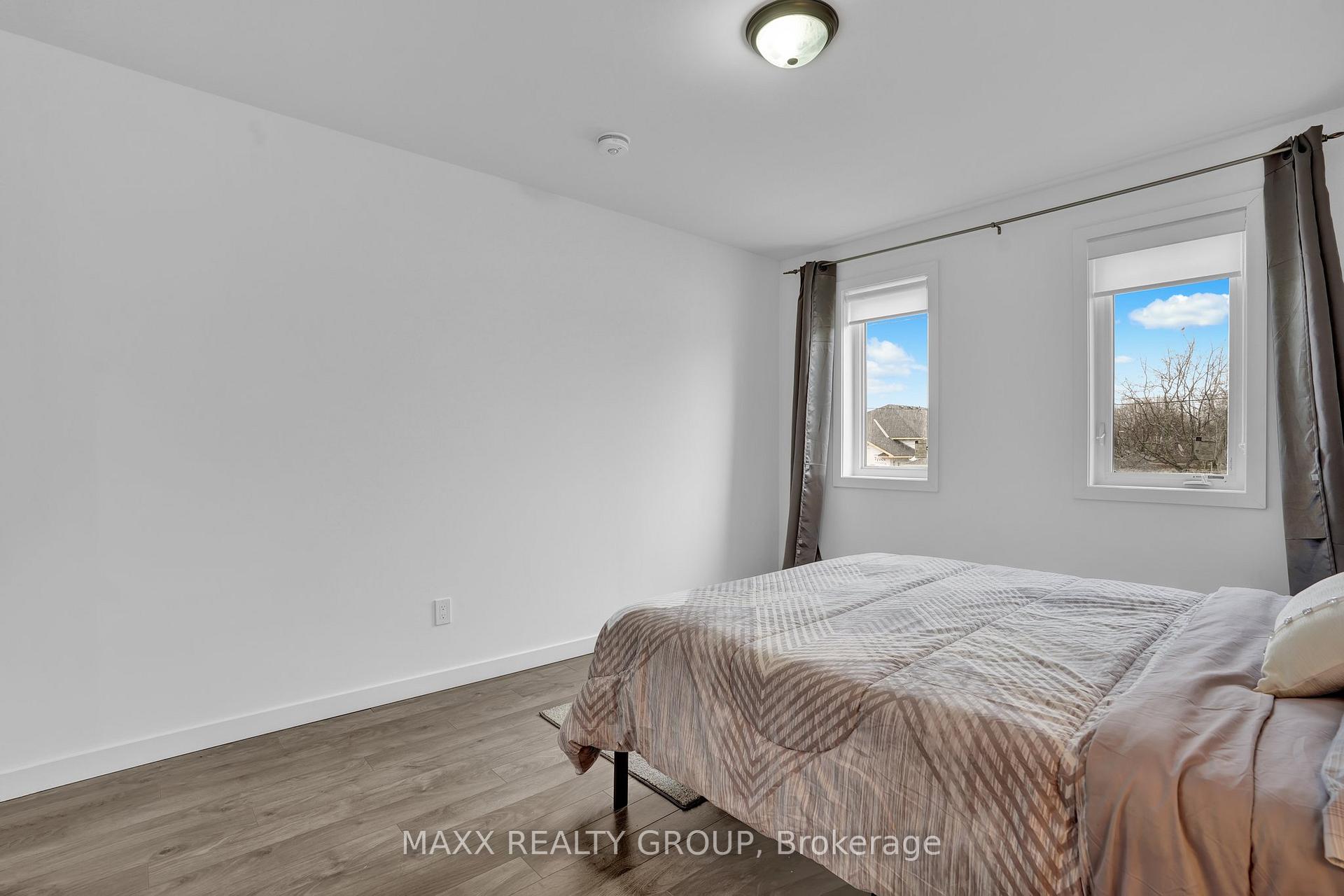 Photo 34 of 352 Alberta Street, Welland, Lincoln/Crowland — HOMEH