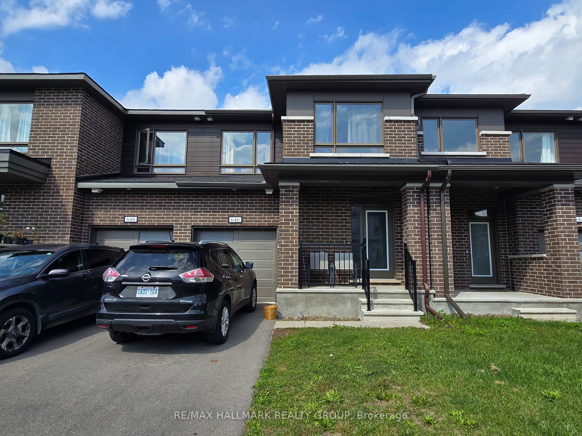 Photo 1 of 646 Fenwick Way, Ottawa, Barrhaven - Stonebridge — HOMEH