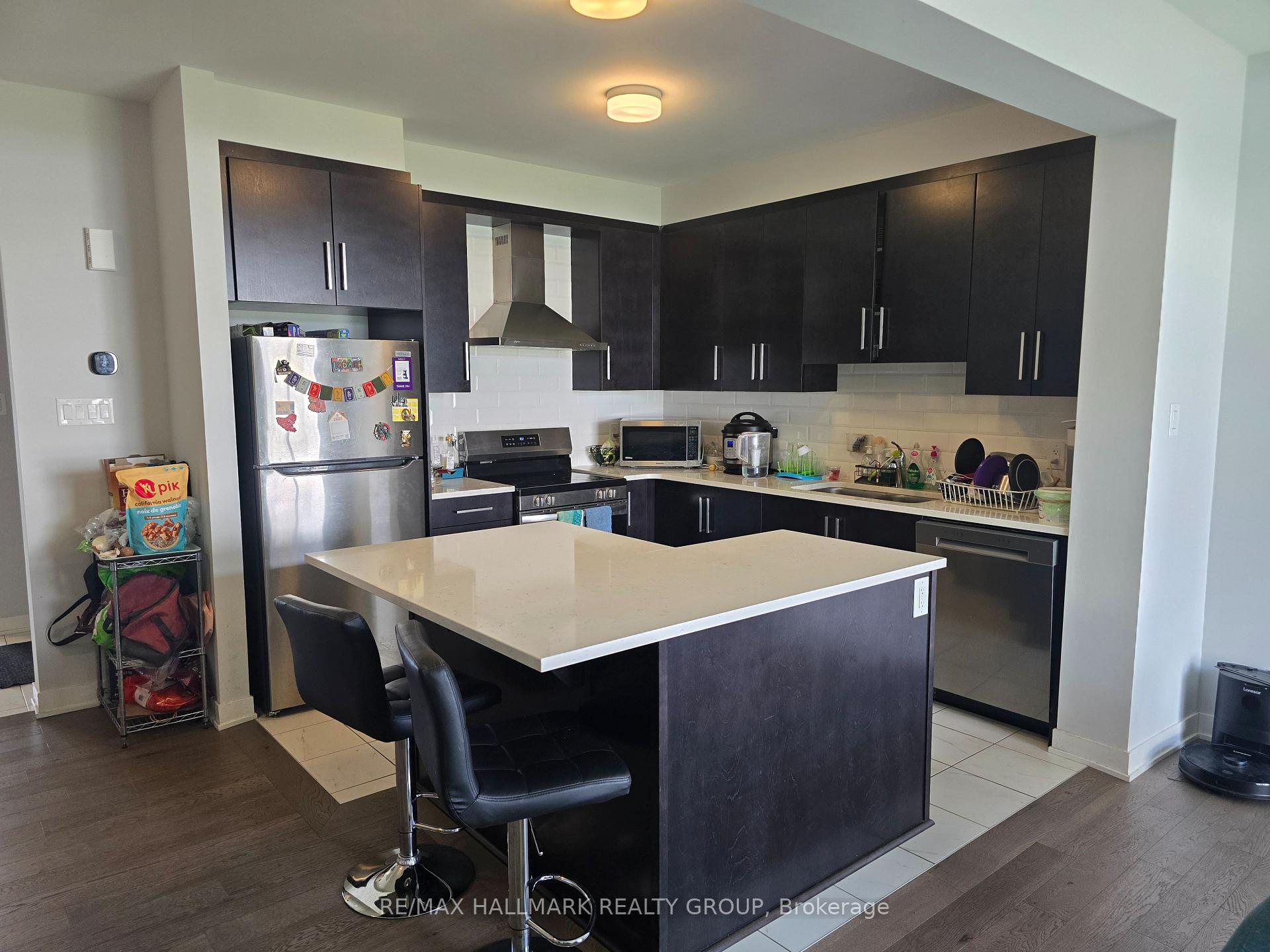 Photo 6 of 646 Fenwick Way, Ottawa, Barrhaven - Stonebridge — HOMEH