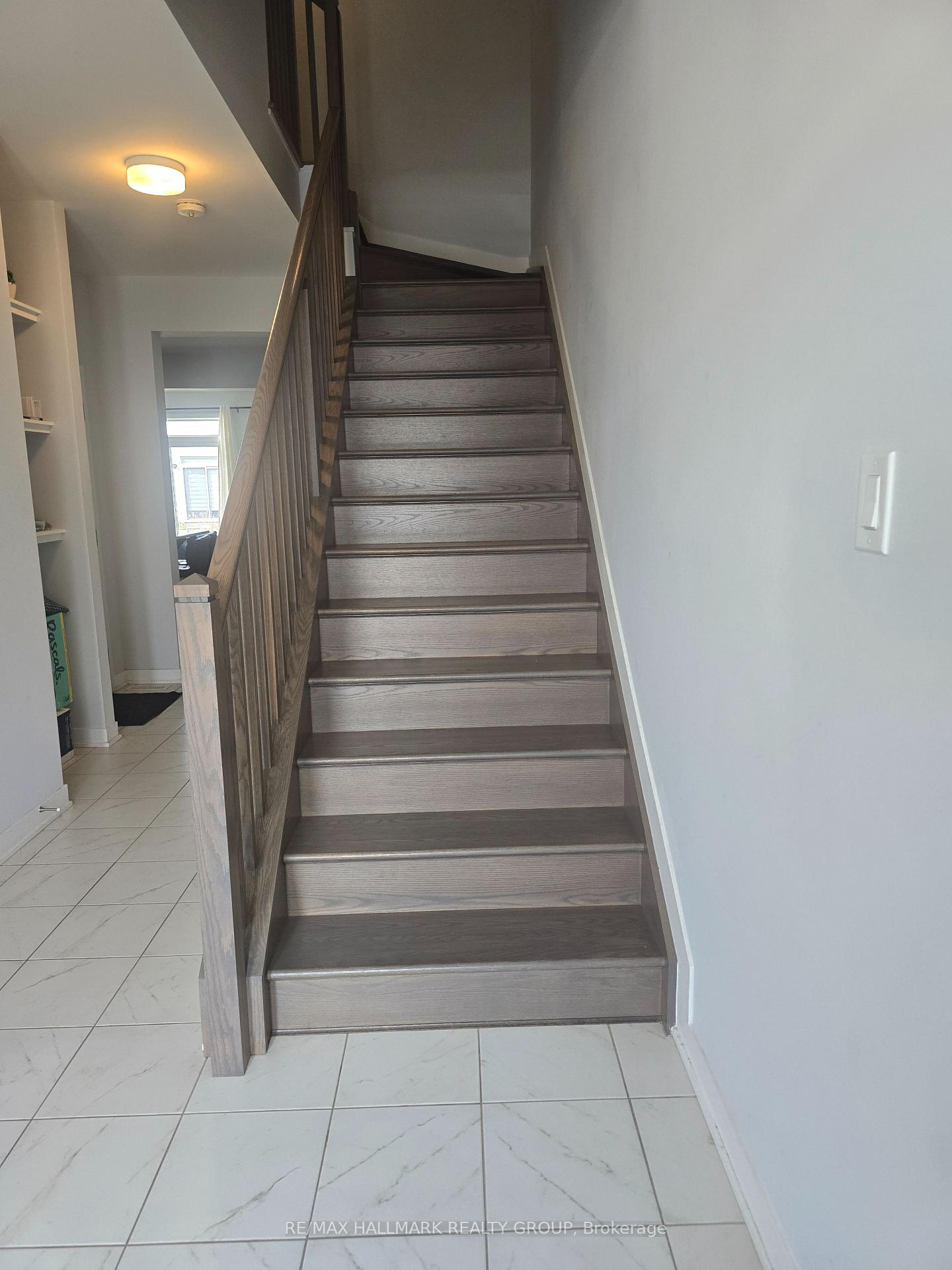 Photo 14 of 646 Fenwick Way, Ottawa, Barrhaven - Stonebridge — HOMEH