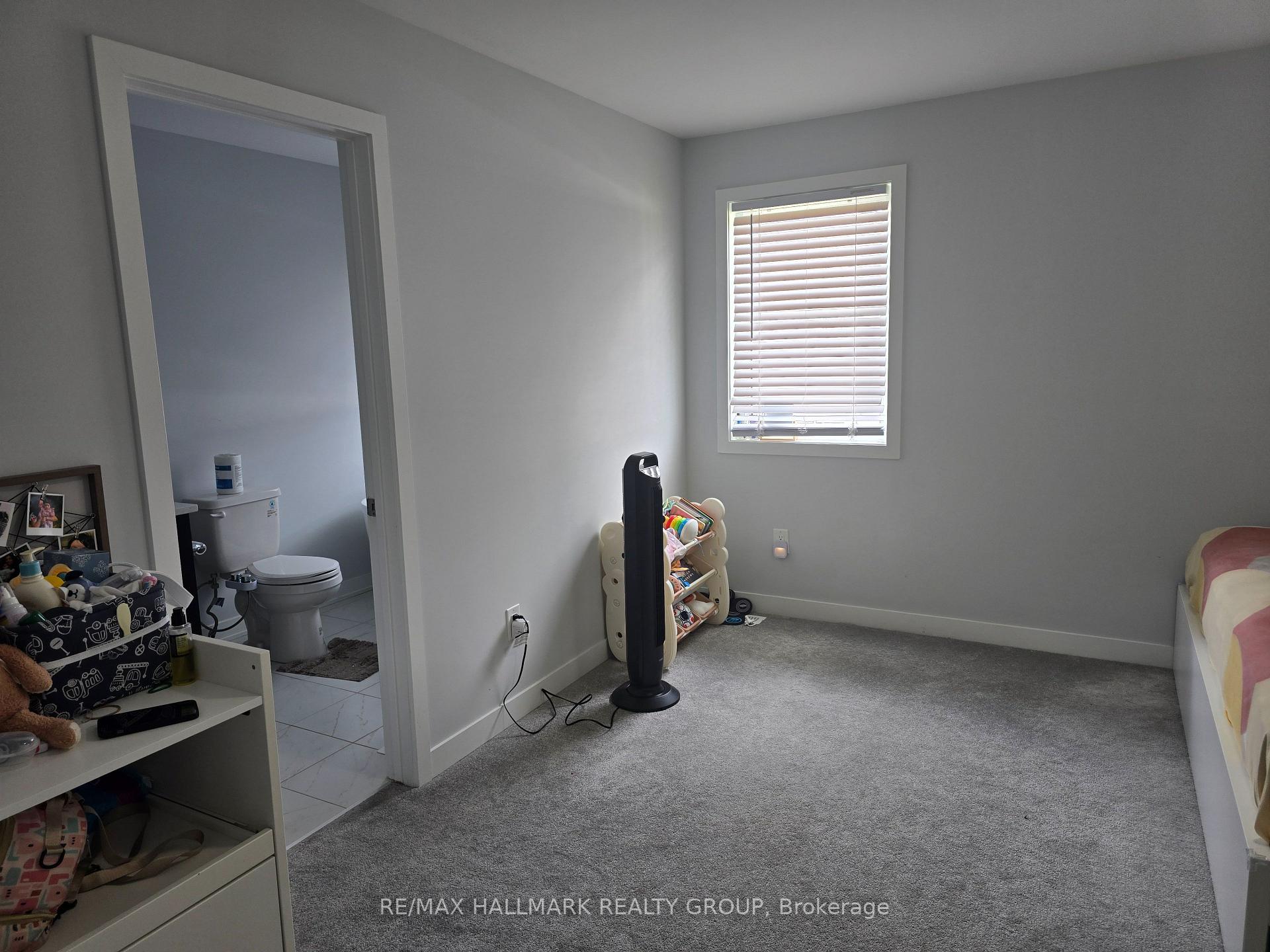 Photo 16 of 646 Fenwick Way, Ottawa, Barrhaven - Stonebridge — HOMEH