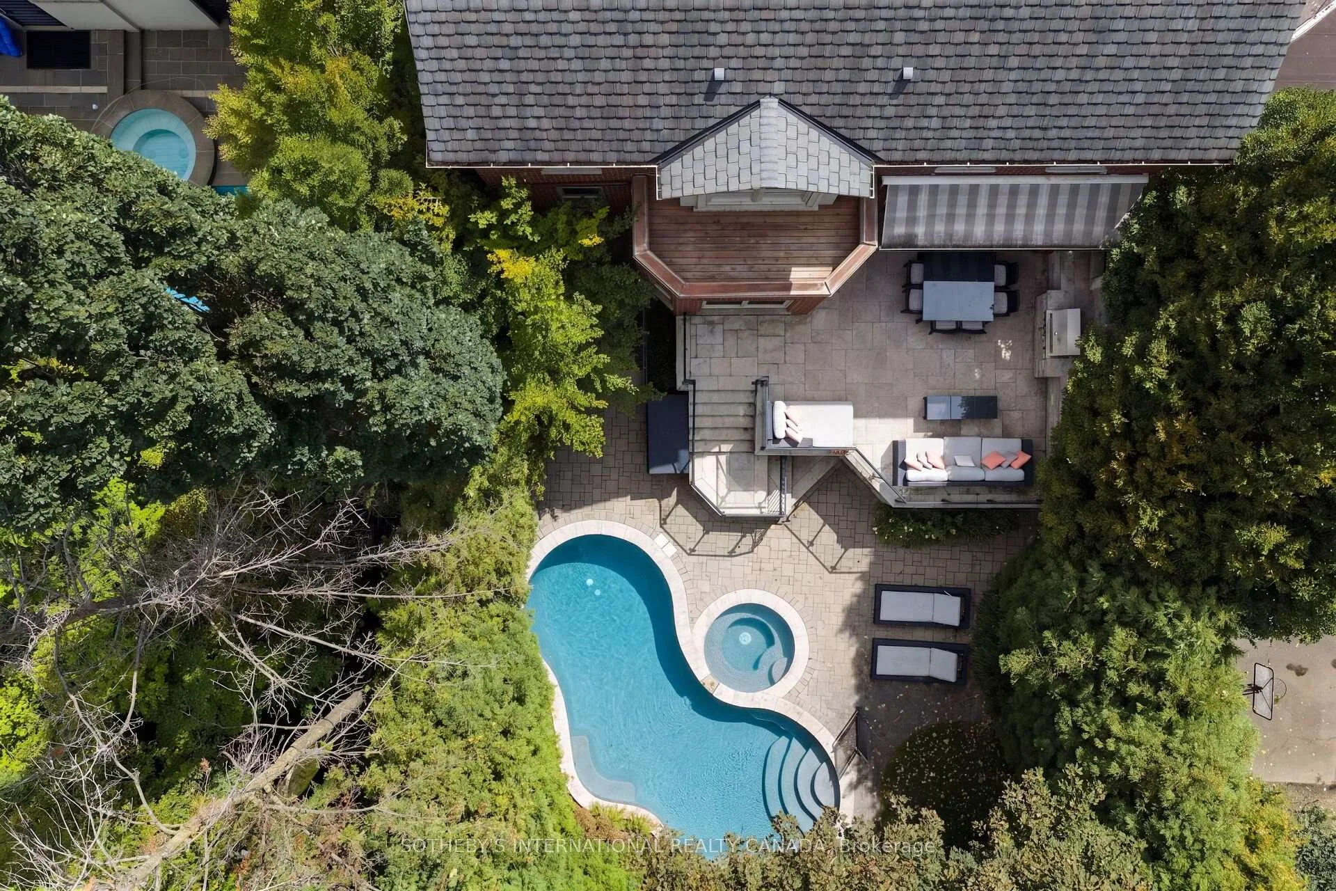 Photo 6 of 230 Hillhurst Boulevard, Toronto, Bedford Park-Nortown — HOMEH