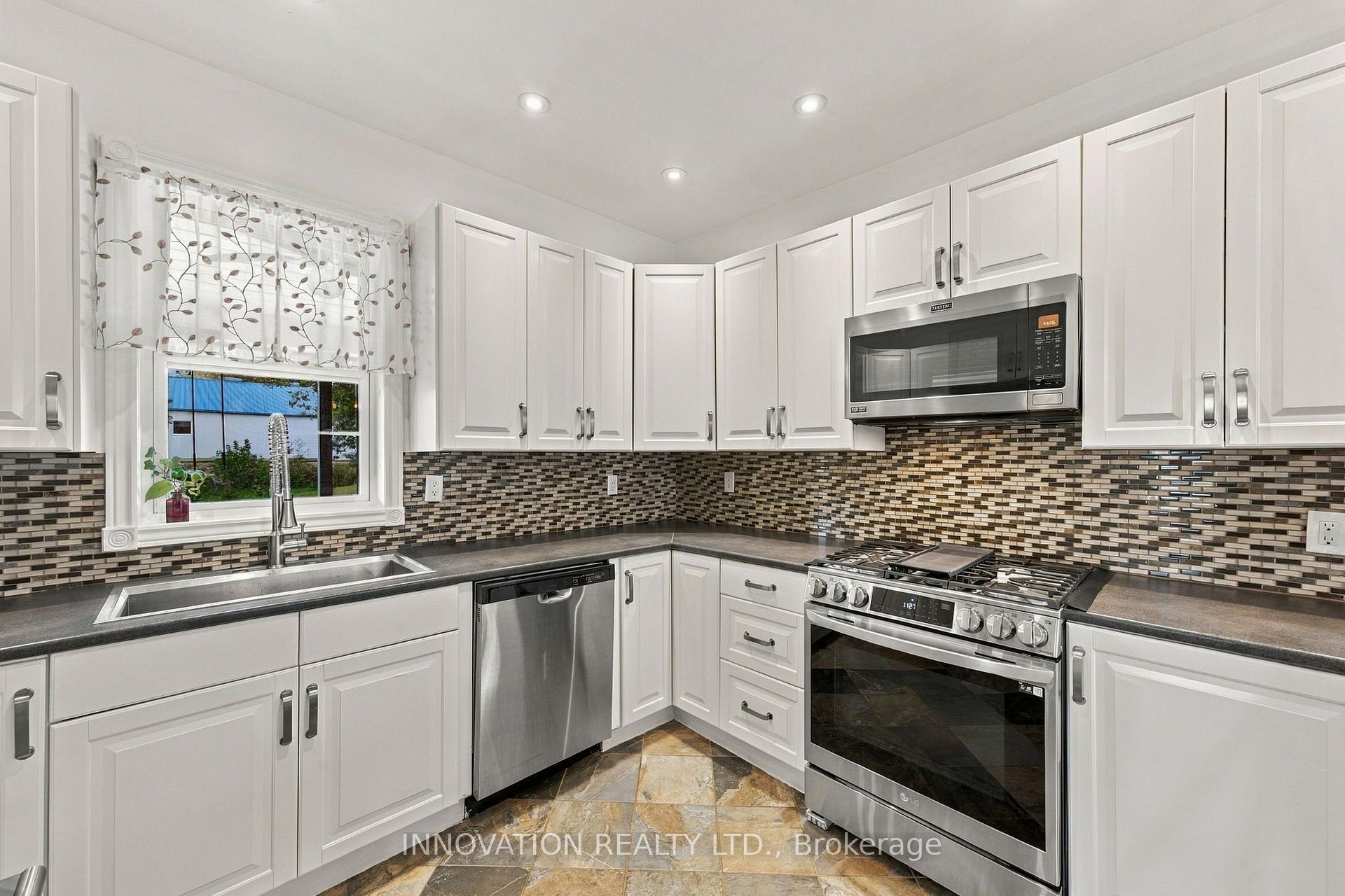 Photo 13 of 101 Mary Street, Ottawa, Kinburn — HOMEH