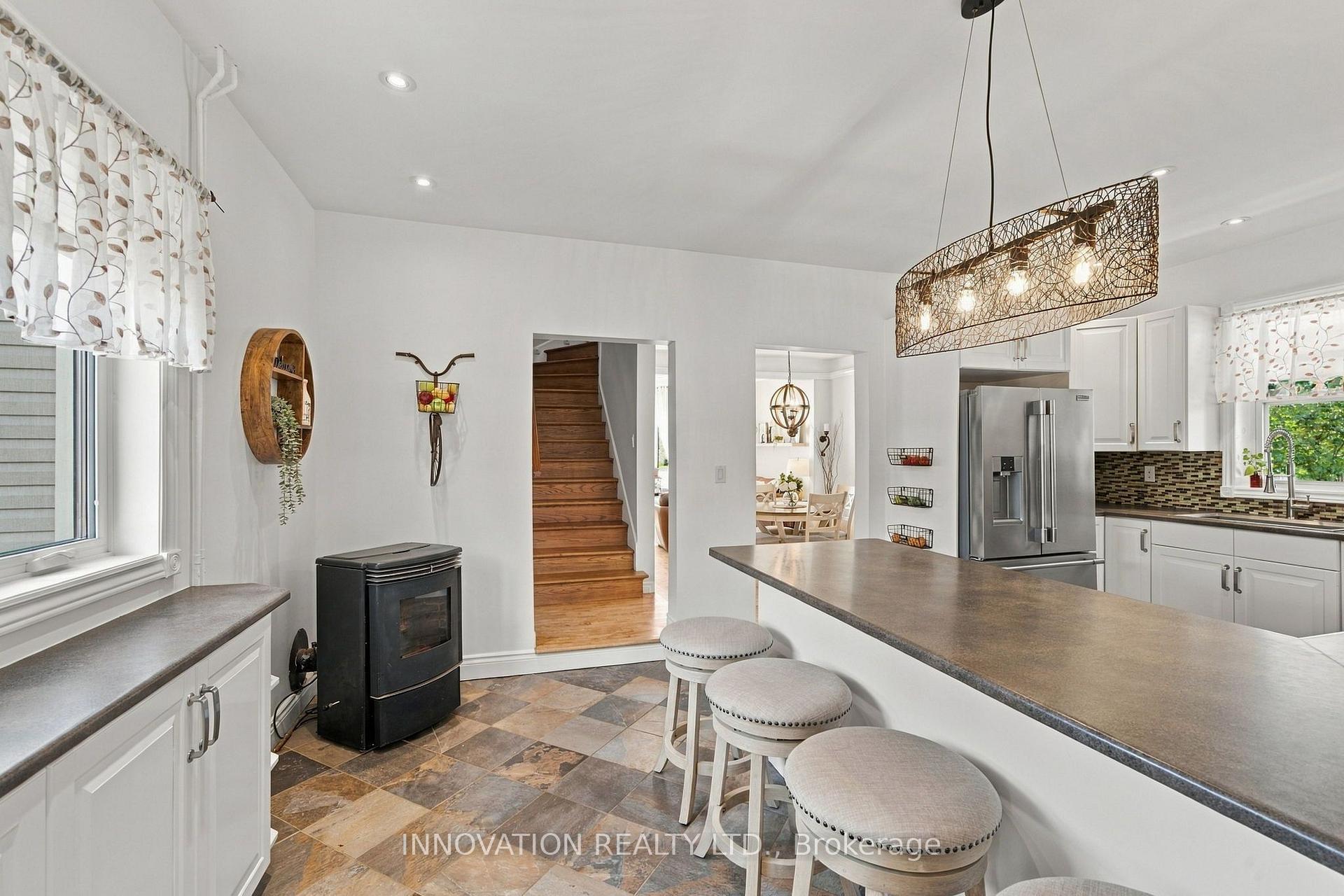 Photo 18 of 101 Mary Street, Ottawa, Kinburn — HOMEH