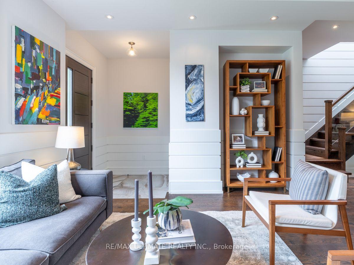 Photo 2 of 83 Rumsey Road, Toronto, Leaside — HOMEH