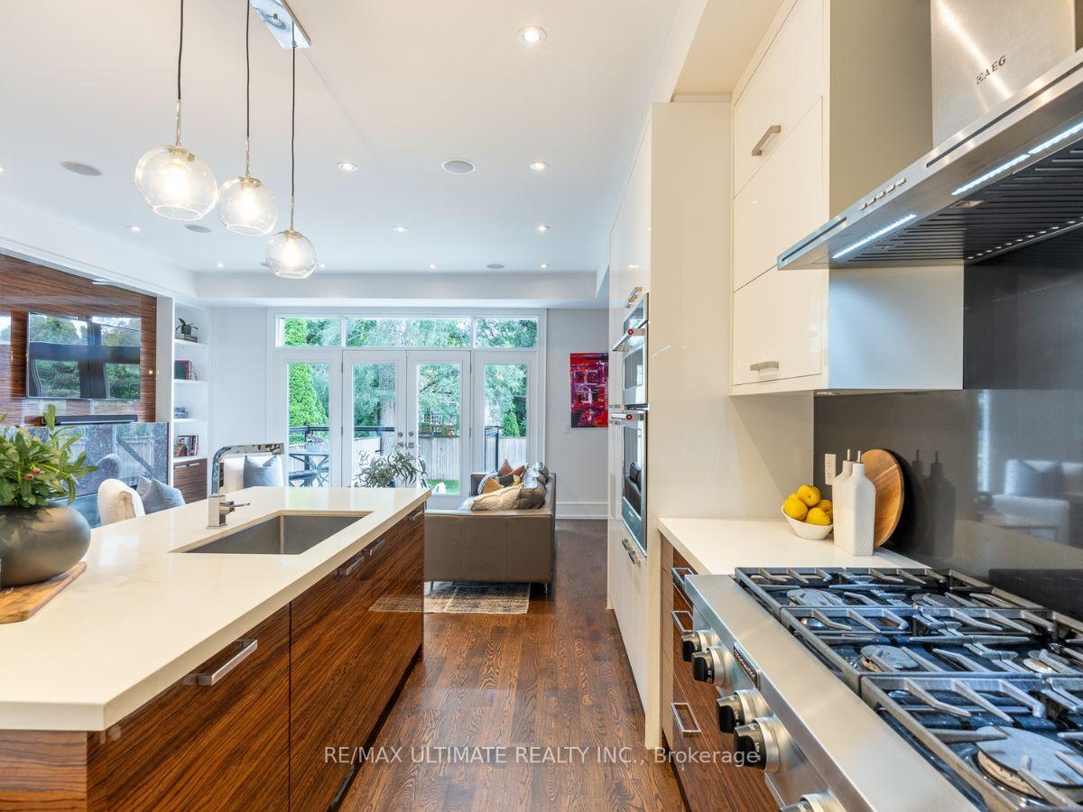 Photo 11 of 83 Rumsey Road, Toronto, Leaside — HOMEH