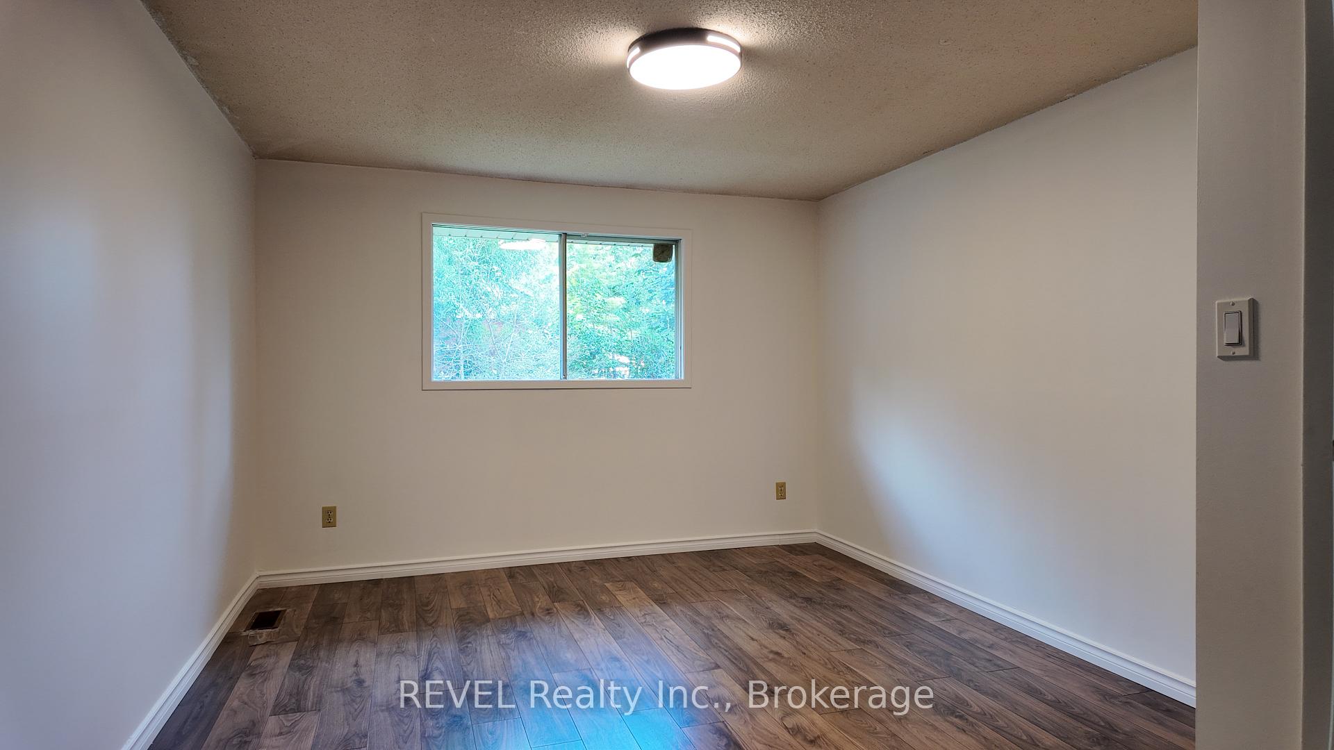 Photo 8 of Unit Main, 62 Elma Street E, St. Catharines, Lakeport — HOMEH