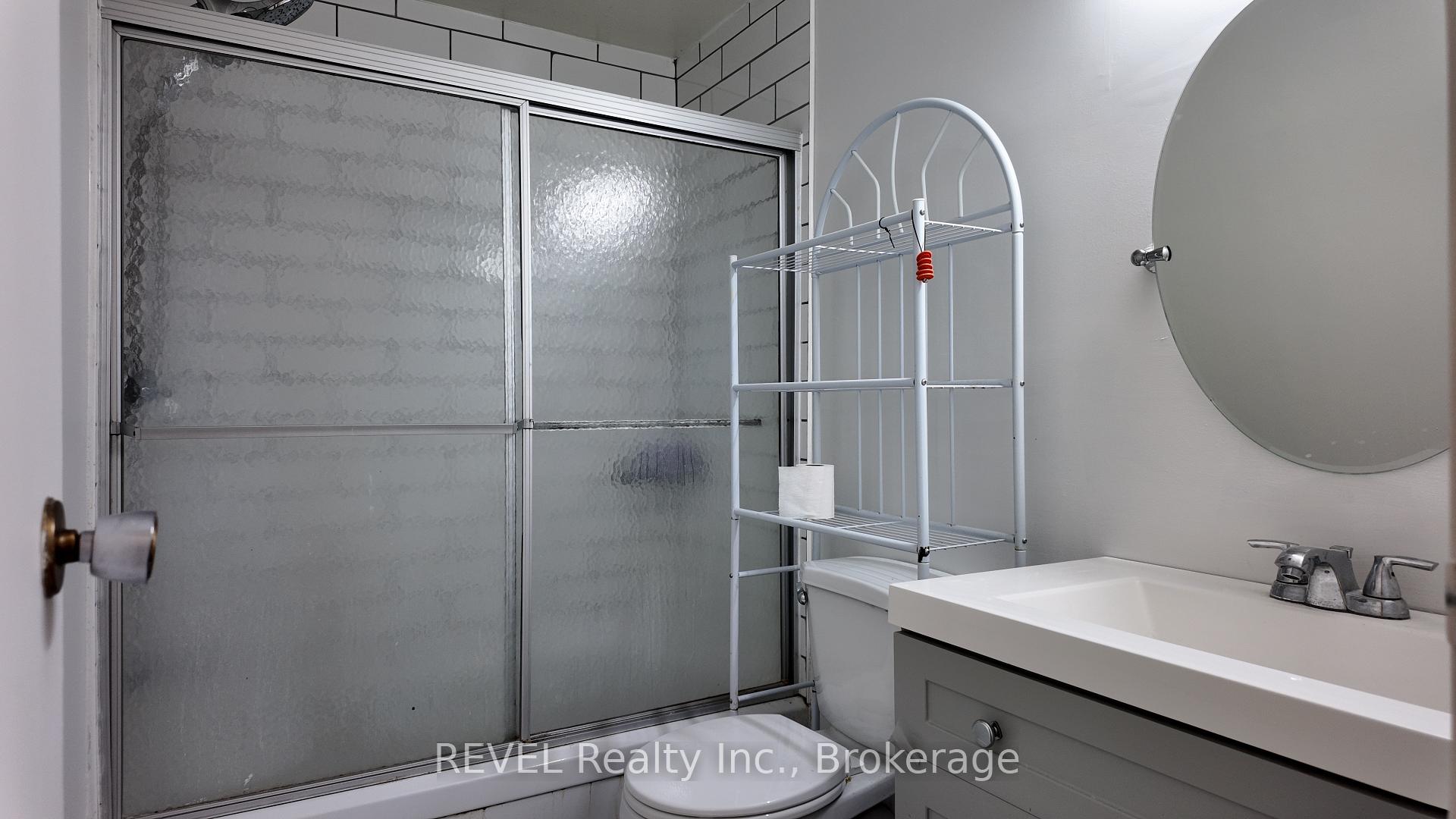 Photo 9 of Unit Main, 62 Elma Street E, St. Catharines, Lakeport — HOMEH