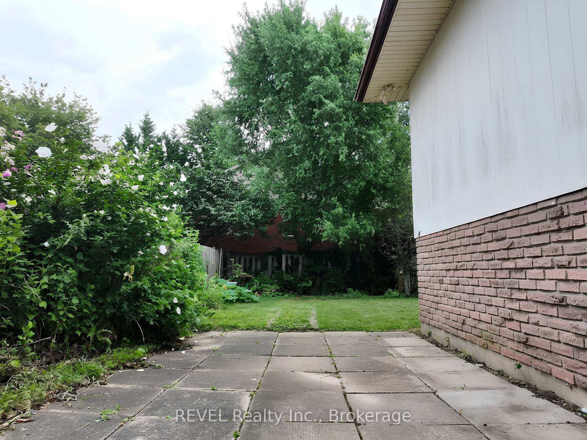 Photo 11 of Unit Main, 62 Elma Street E, St. Catharines, Lakeport — HOMEH