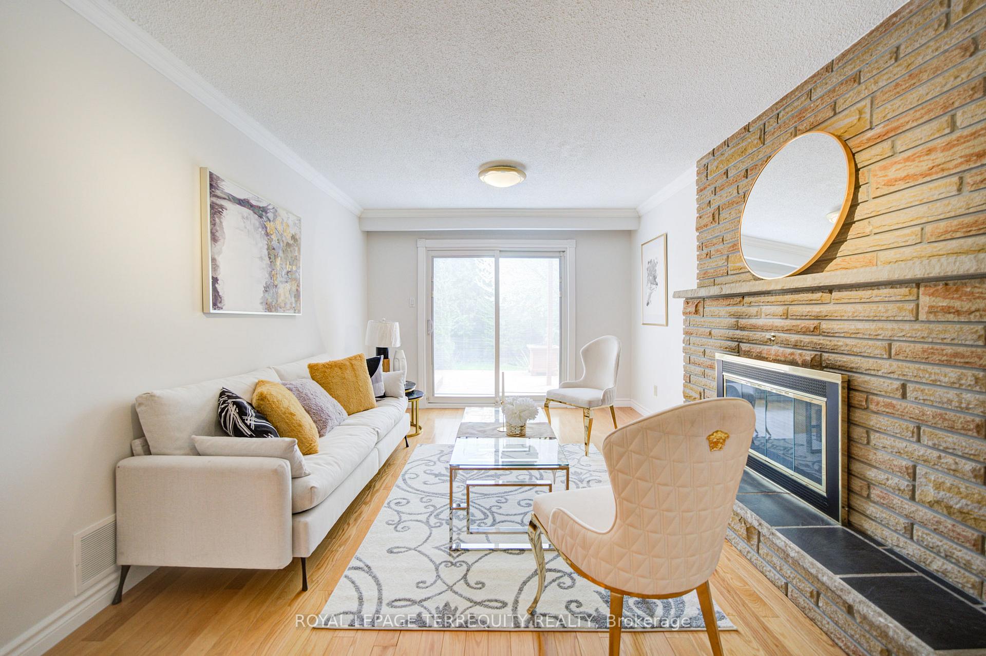 Photo 8 of 1656 Carrington Road, Mississauga, East Credit — HOMEH