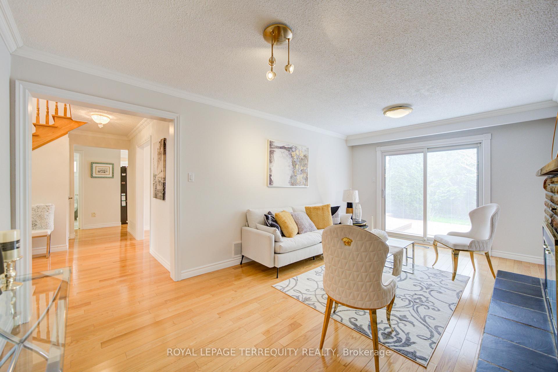 Photo 9 of 1656 Carrington Road, Mississauga, East Credit — HOMEH