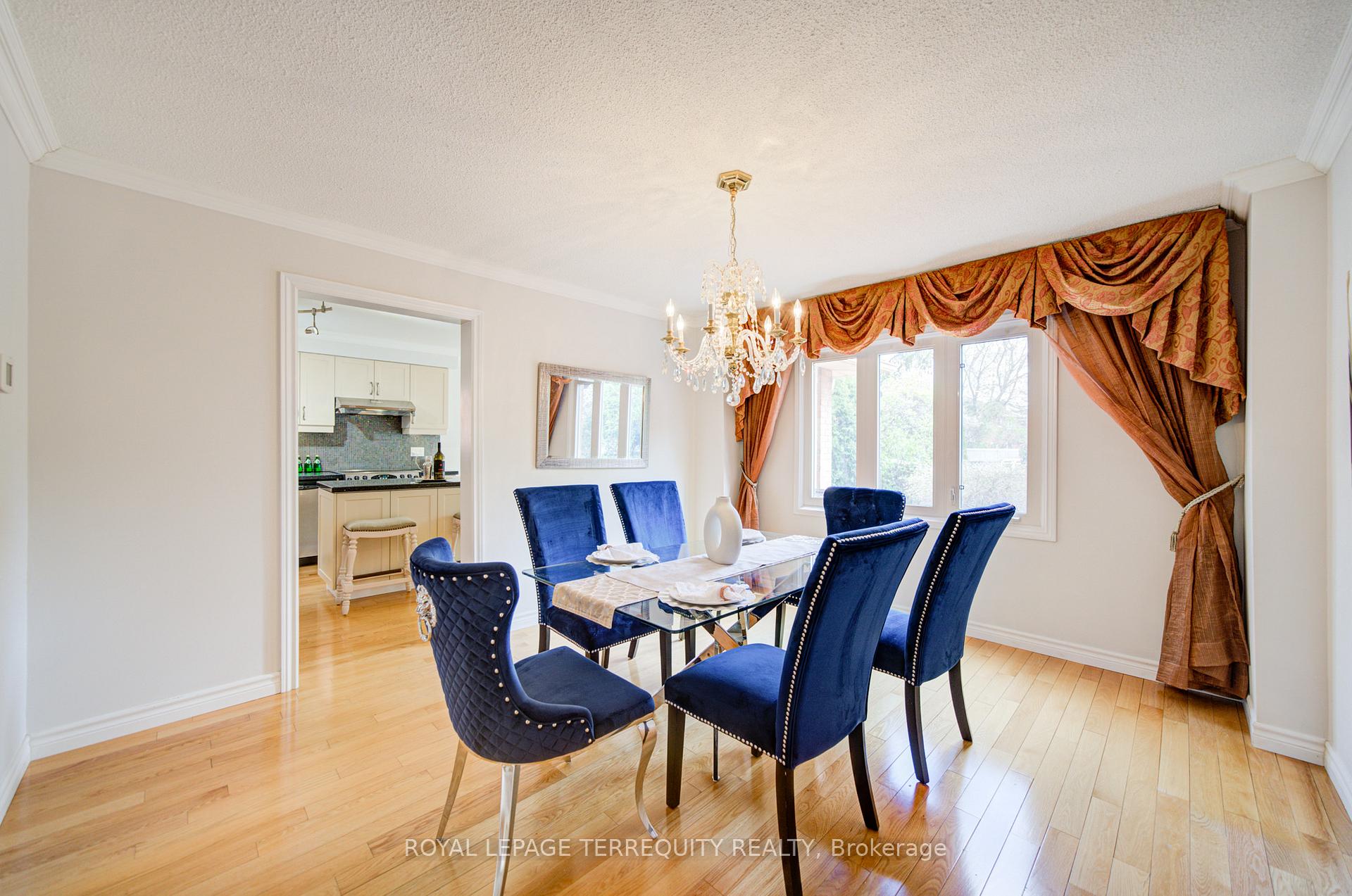 Photo 10 of 1656 Carrington Road, Mississauga, East Credit — HOMEH