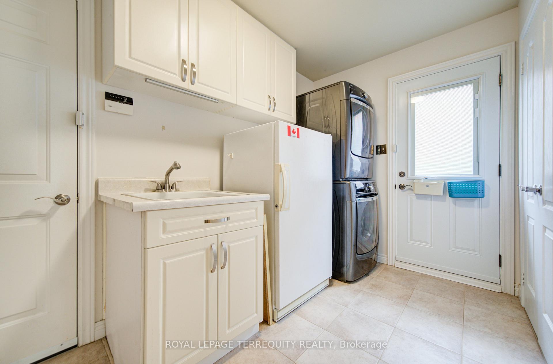 Photo 11 of 1656 Carrington Road, Mississauga, East Credit — HOMEH