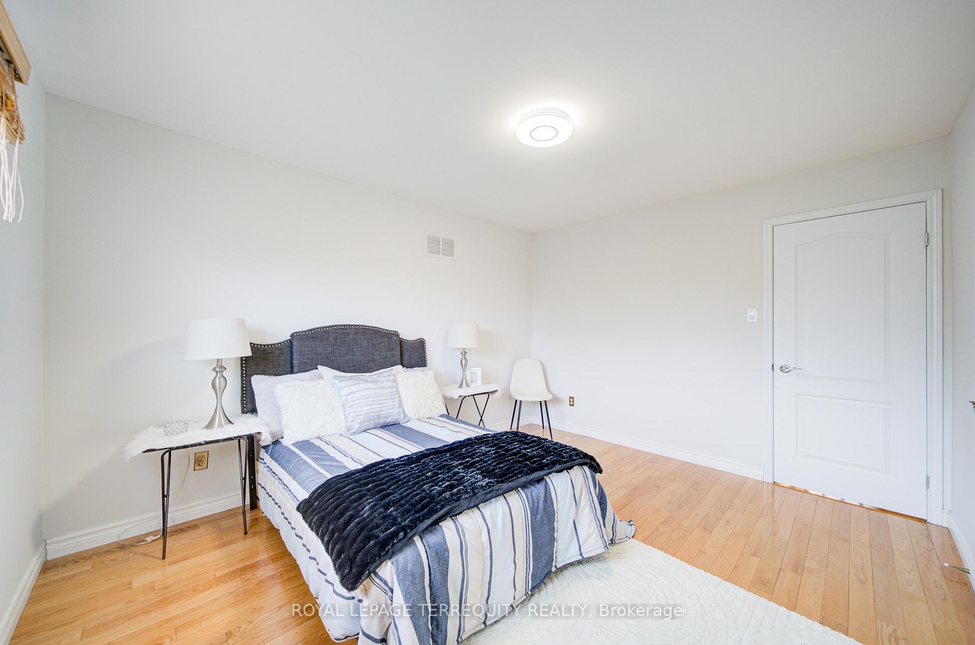 Photo 20 of 1656 Carrington Road, Mississauga, East Credit — HOMEH