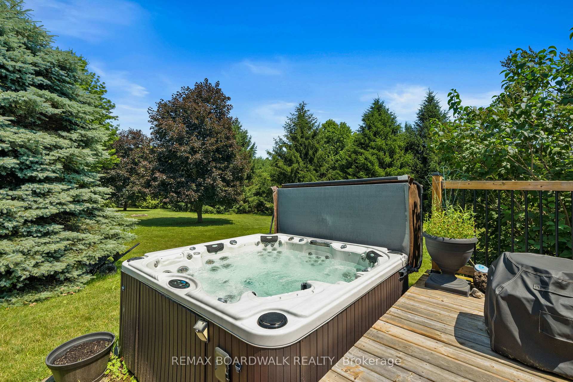 Photo 45 of 18 Berg Crescent, North Grenville, Kemptville — HOMEH