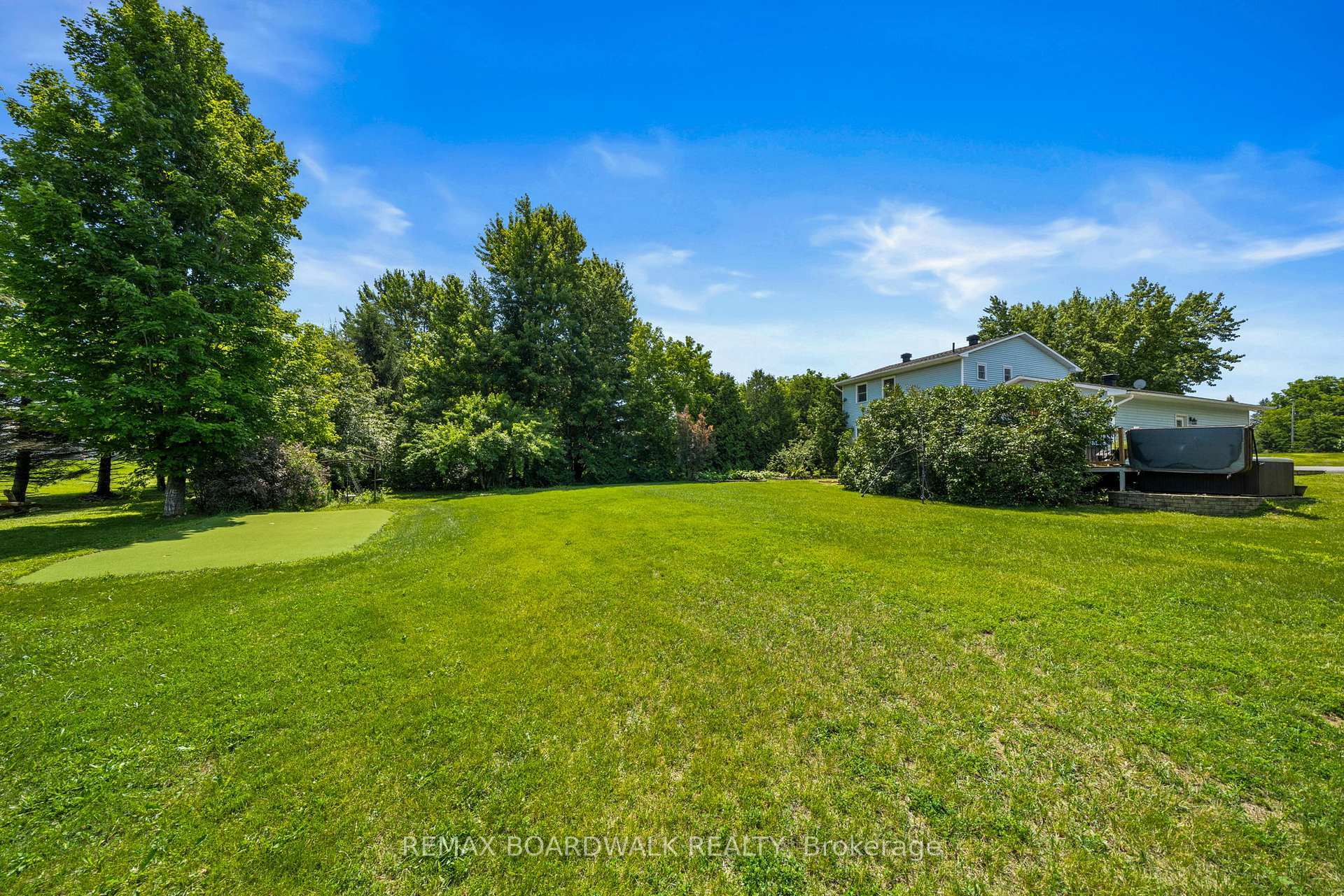 Photo 55 of 18 Berg Crescent, North Grenville, Kemptville — HOMEH
