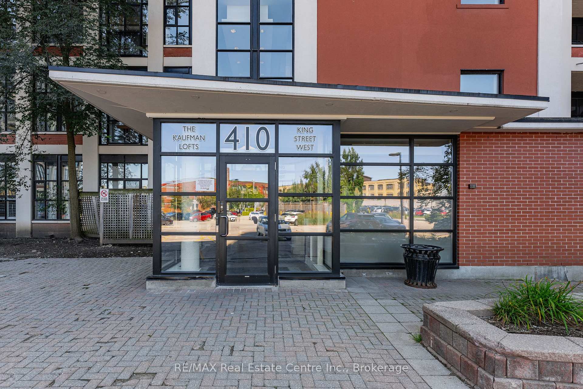 Photo 3 of Unit 314, 410 King Street W, Kitchener, City Commercial Core — HOMEH
