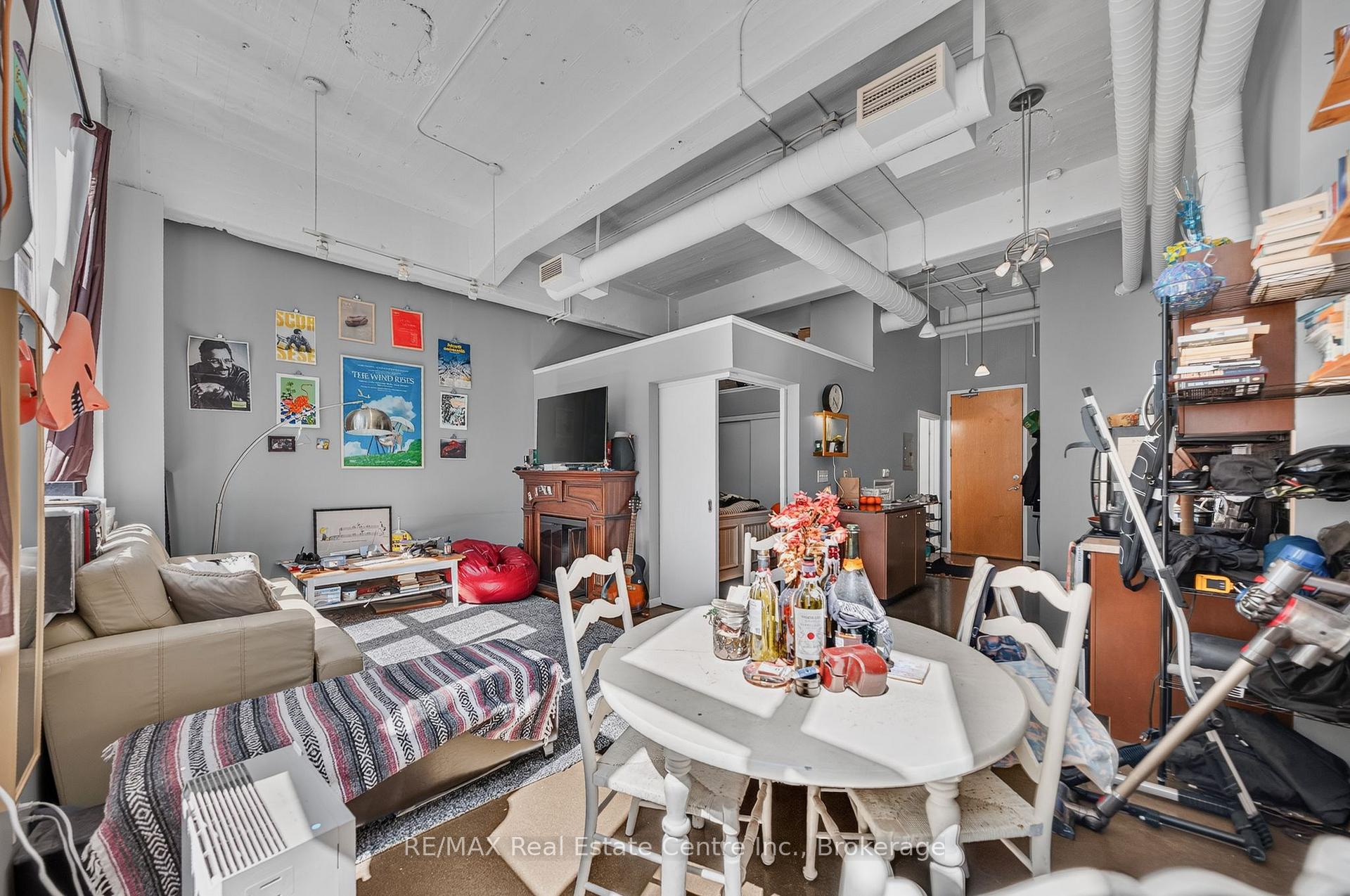 Photo 12 of Unit 314, 410 King Street W, Kitchener, City Commercial Core — HOMEH