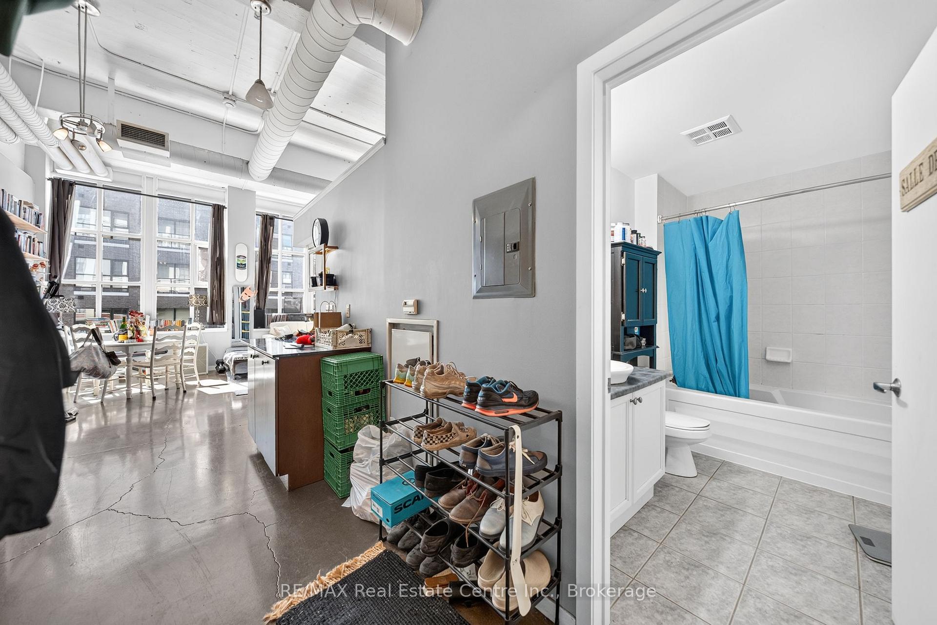 Photo 15 of Unit 314, 410 King Street W, Kitchener, City Commercial Core — HOMEH