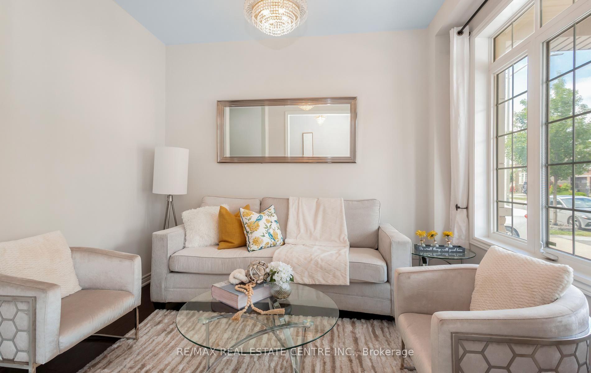 Photo 5 of 4640 Erwin Road, Burlington, Alton — HOMEH