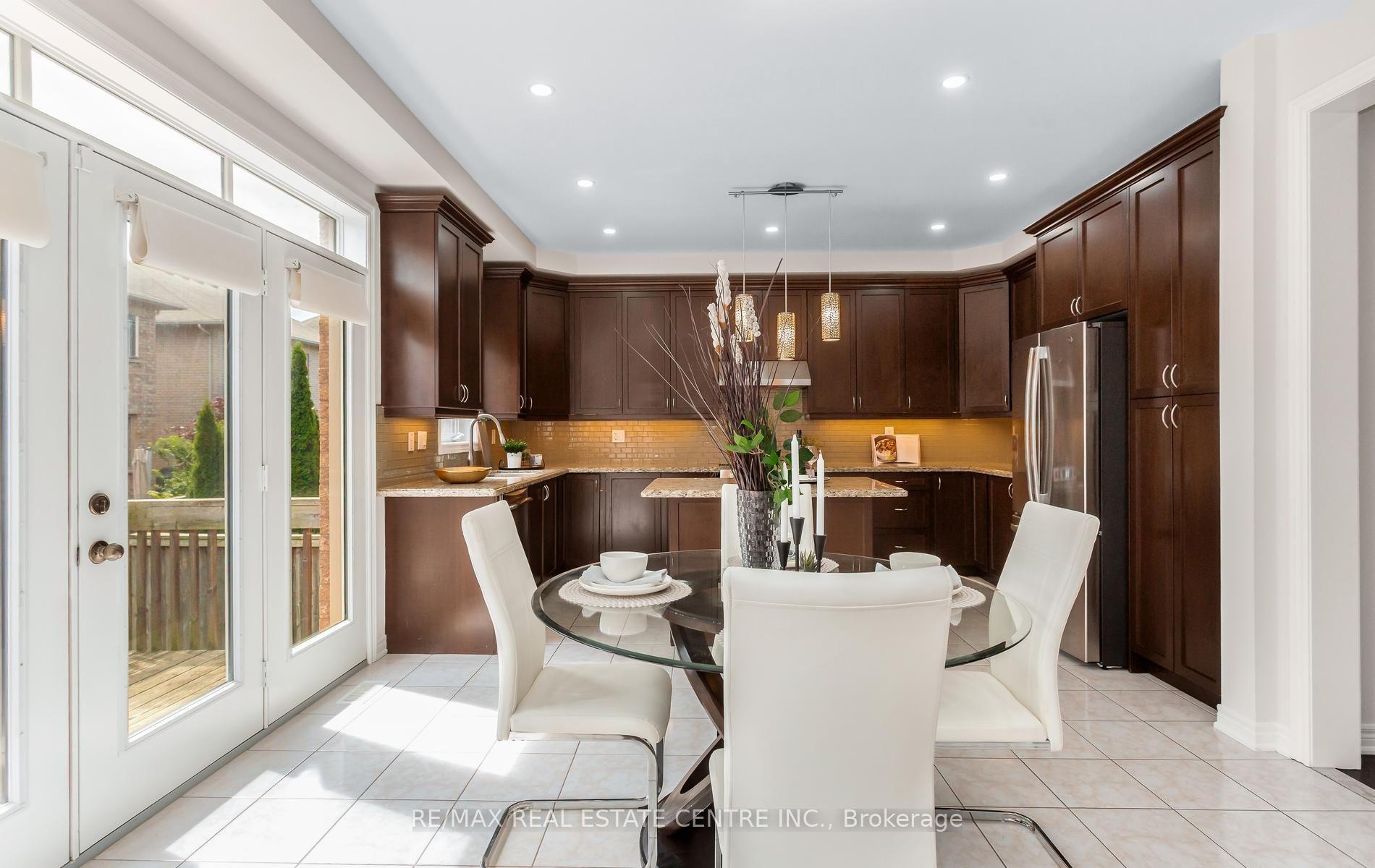 Photo 14 of 4640 Erwin Road, Burlington, Alton — HOMEH