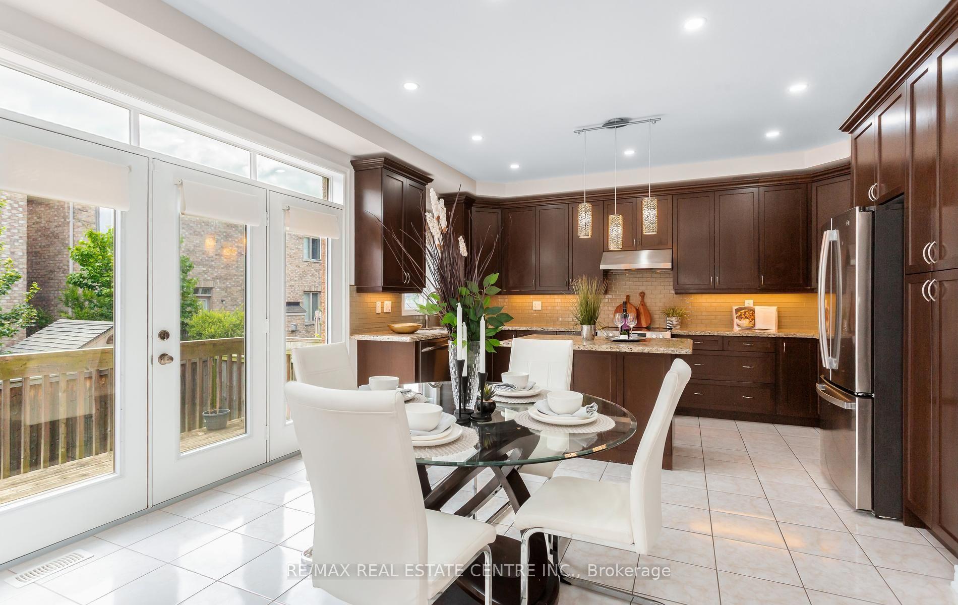 Photo 15 of 4640 Erwin Road, Burlington, Alton — HOMEH