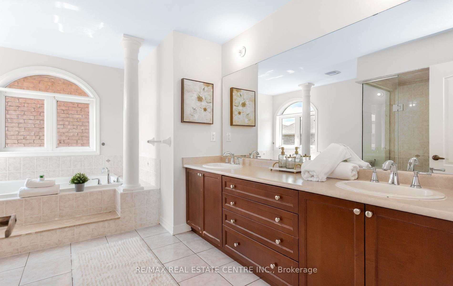 Photo 25 of 4640 Erwin Road, Burlington, Alton — HOMEH